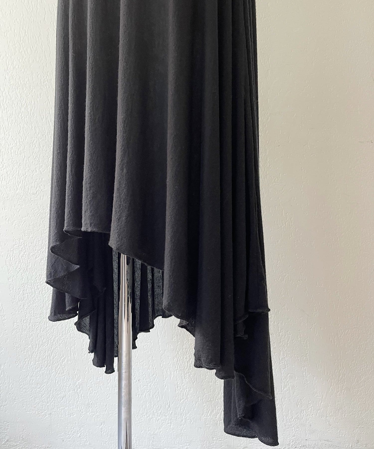 OUTLET(アウトレット) 【Pasterip】Irregular hem cut skirt