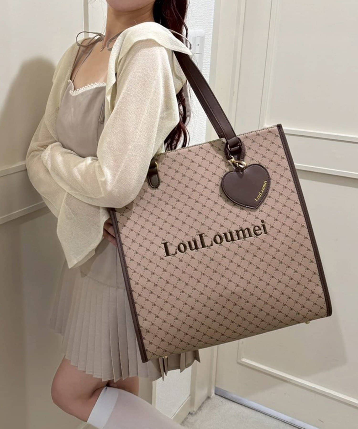 【LouLoumei】ハートチャーム付きトートバッグ レッド one after another NICE CLAUP｜【LouLoumei】8色展開/ハート