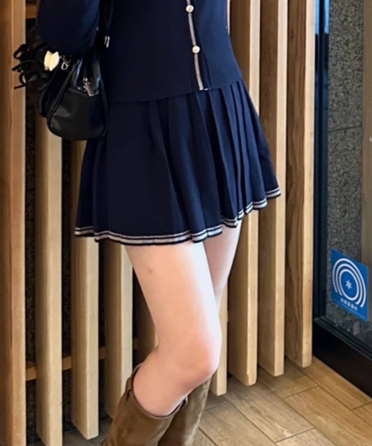 NICE CLAUP / OLIVE des OLIVE OUTLET(ナイスクラップ  / オリーブ デ オリーブ アウトレット) 【RMAF】裾ライン入りプリーツミニスカート