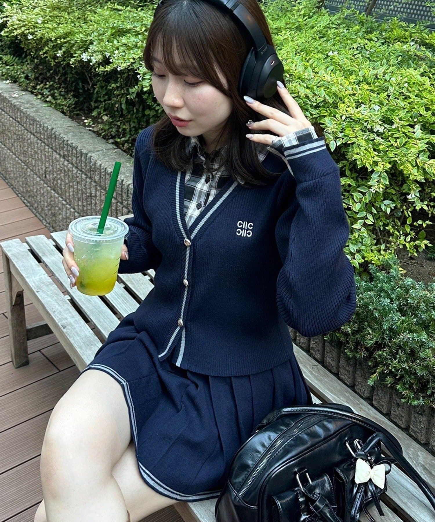 NICE CLAUP / OLIVE des OLIVE OUTLET(ナイスクラップ  / オリーブ デ オリーブ アウトレット) 【RMAF】裾ライン入りプリーツミニスカート