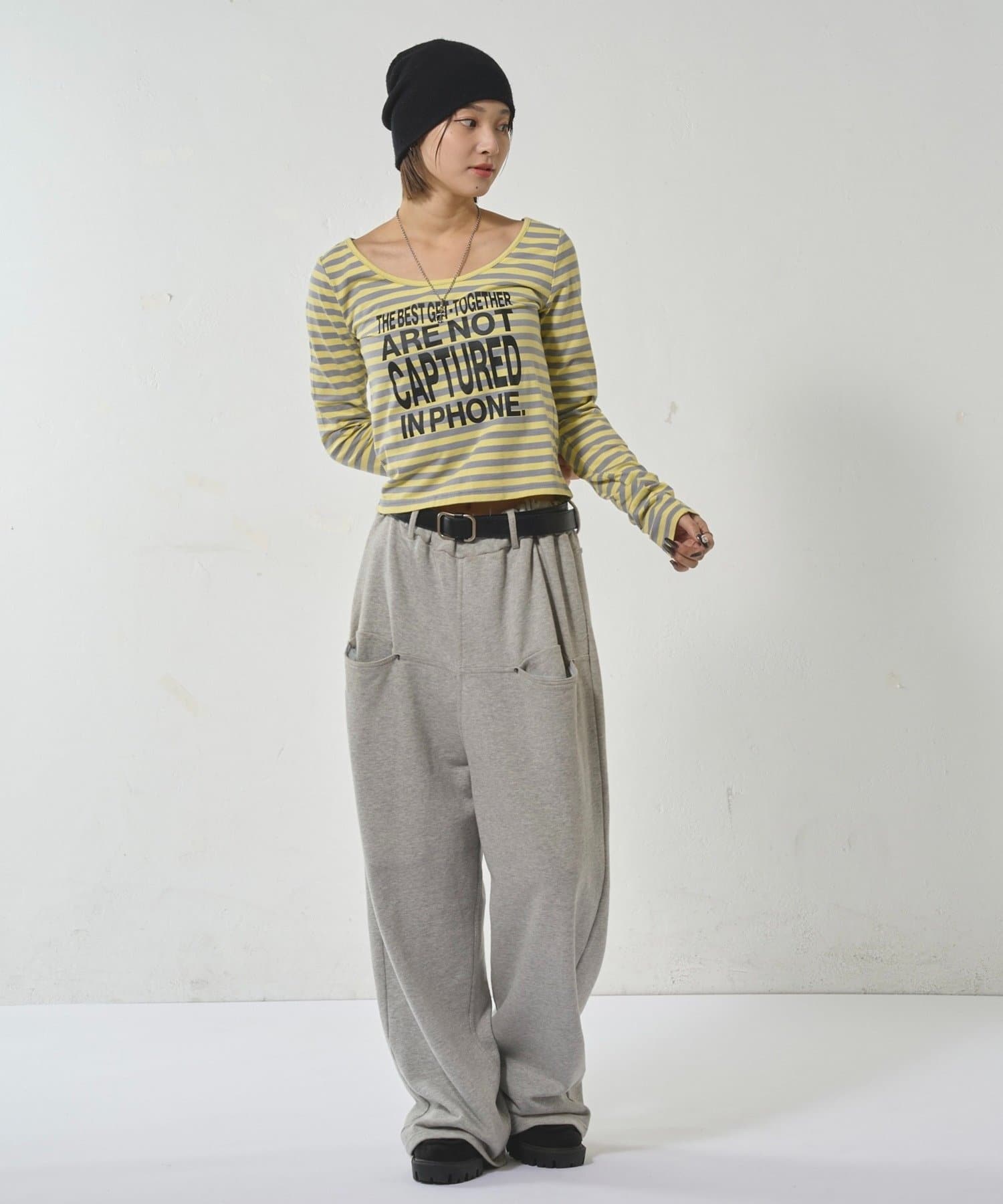 WHO’S WHO gallery(フーズフーギャラリー) 【WEB限定】メッセージトップス