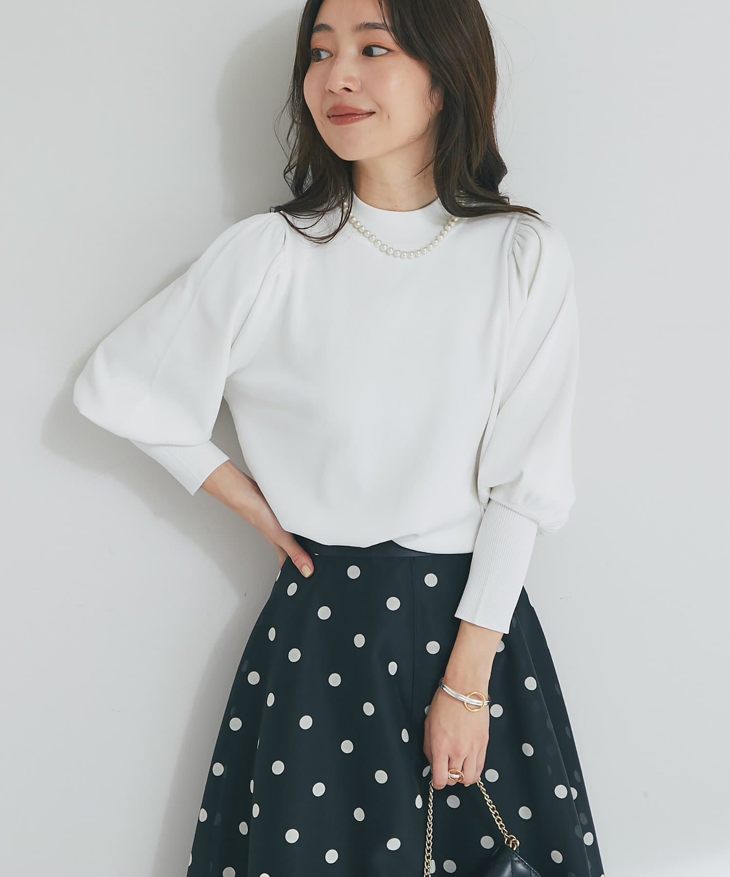 名品・着回し力最強】ボリュームスリーブニット | La boutique