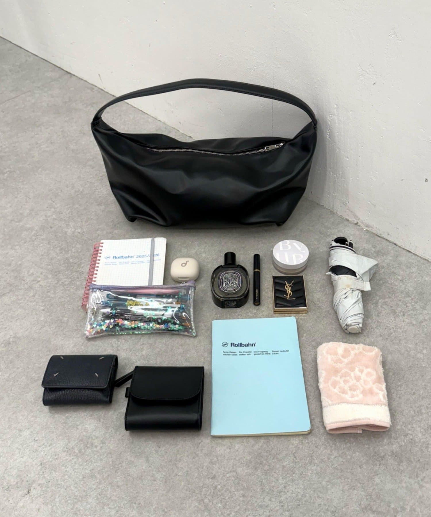 Lui's(ルイス) ワンショルダーワイドバッグ