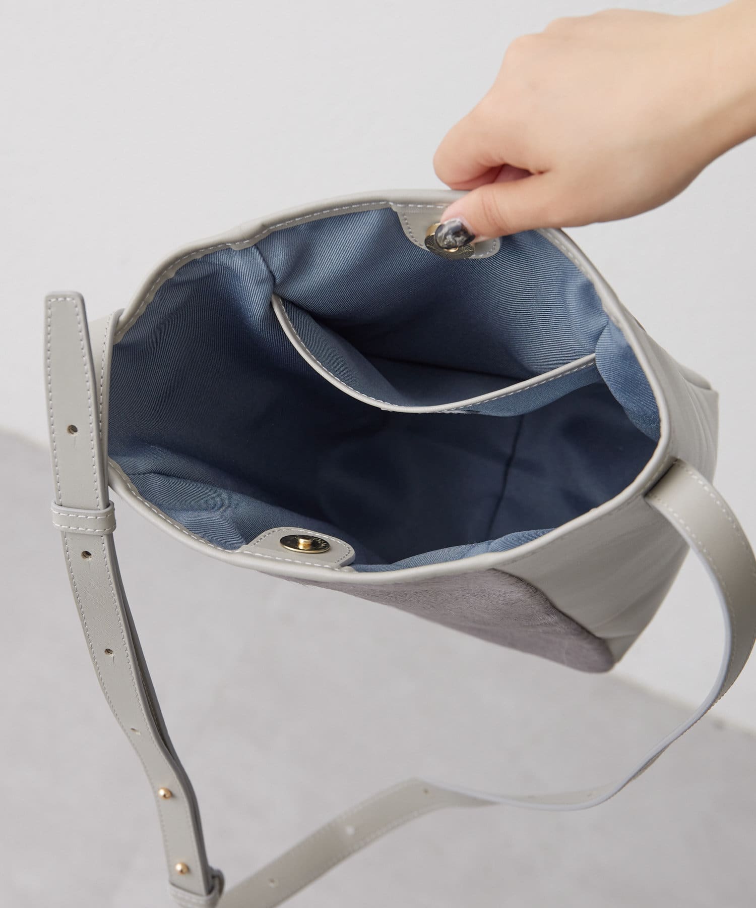 ear PAPILLONNER】カウファーショルダーバッグ | OUTLET(アウトレット
