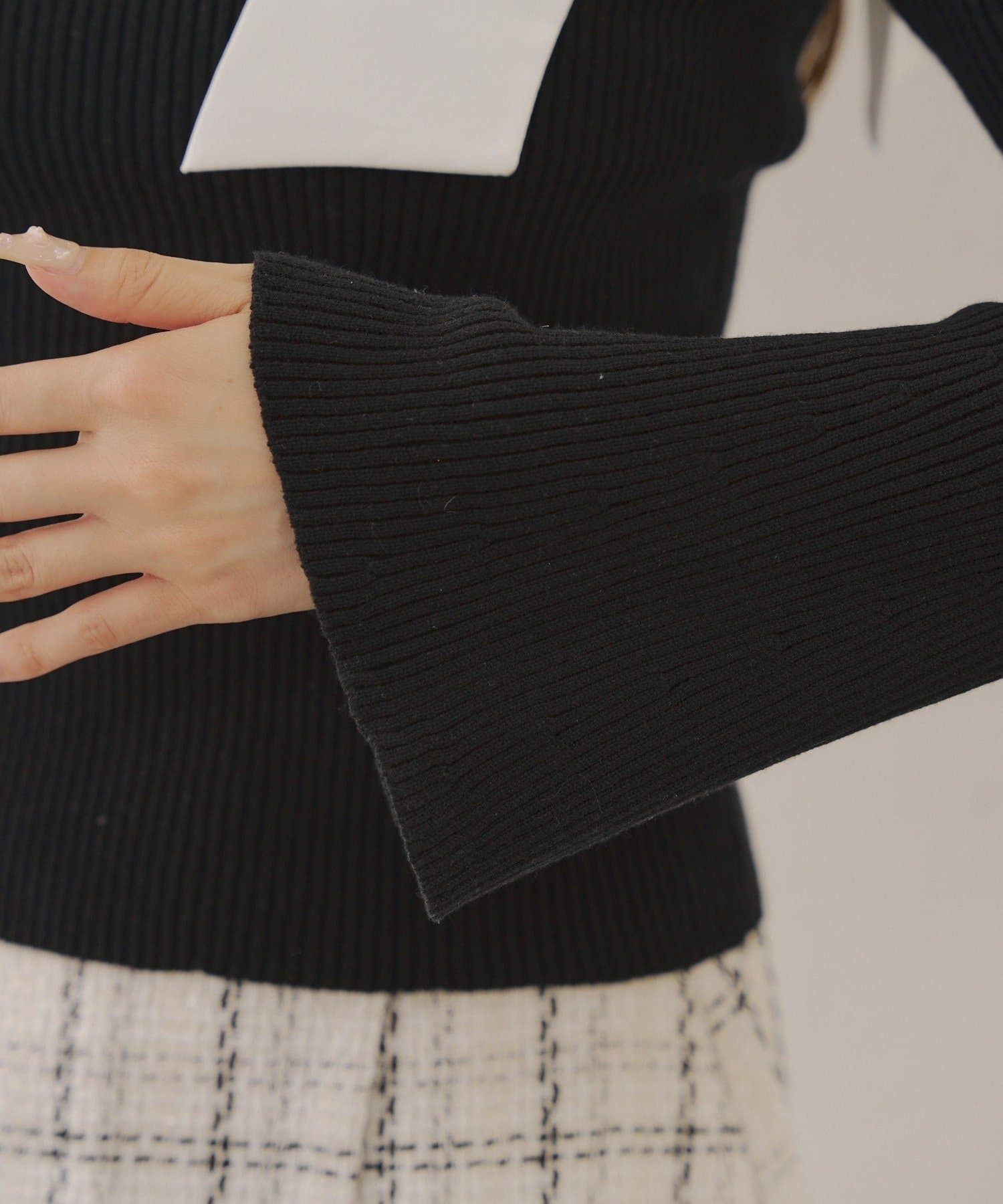 NICE CLAUP / OLIVE des OLIVE OUTLET(ナイスクラップ  / オリーブ デ オリーブ アウトレット) 【RMAF】肩リボンニットTOPS