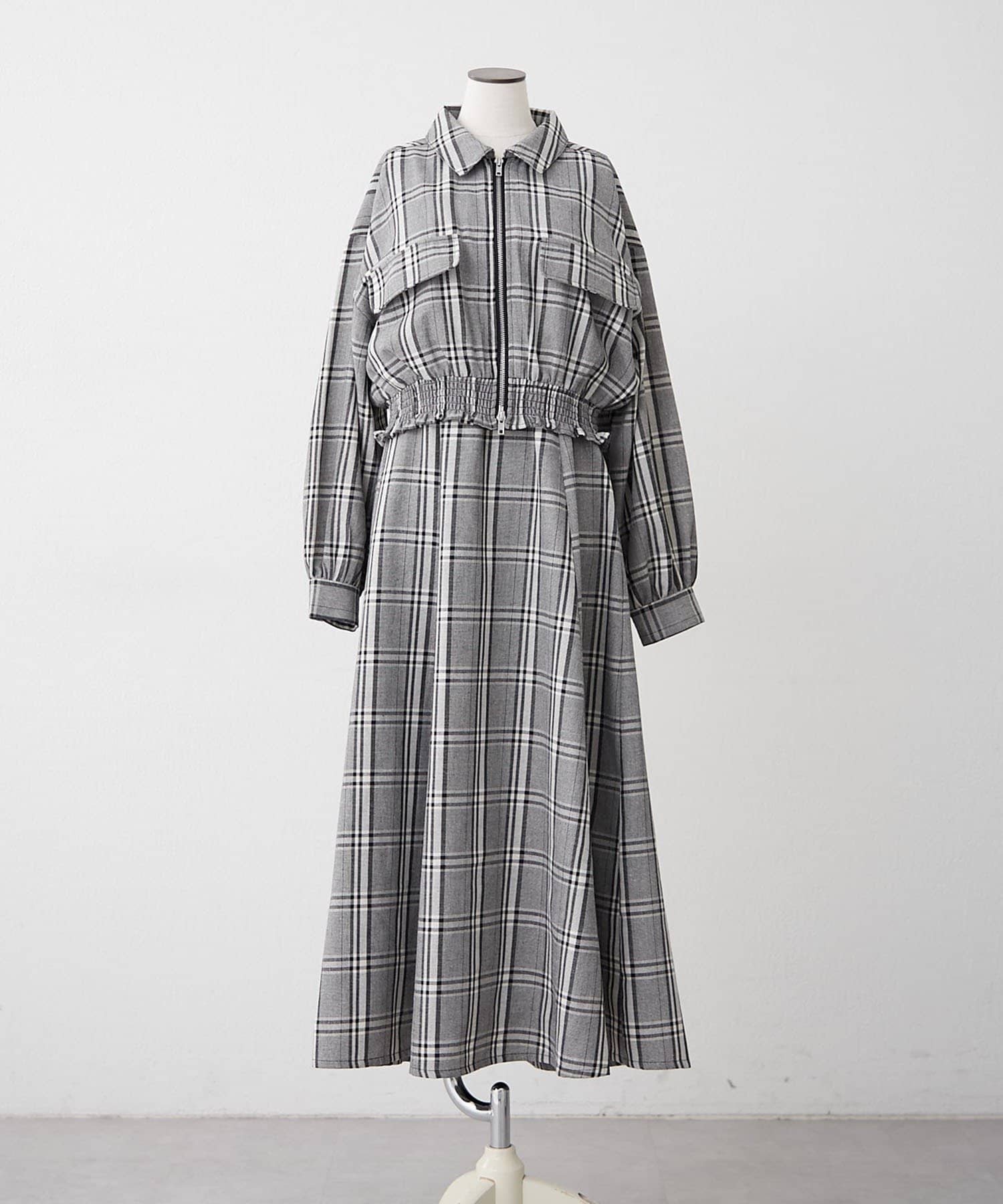 NICE CLAUP / OLIVE des OLIVE OUTLET(ナイスクラップ  / オリーブ デ オリーブ アウトレット) 2セットアイテム【RMAF】裾ギャザージャケット+キャミワンピ