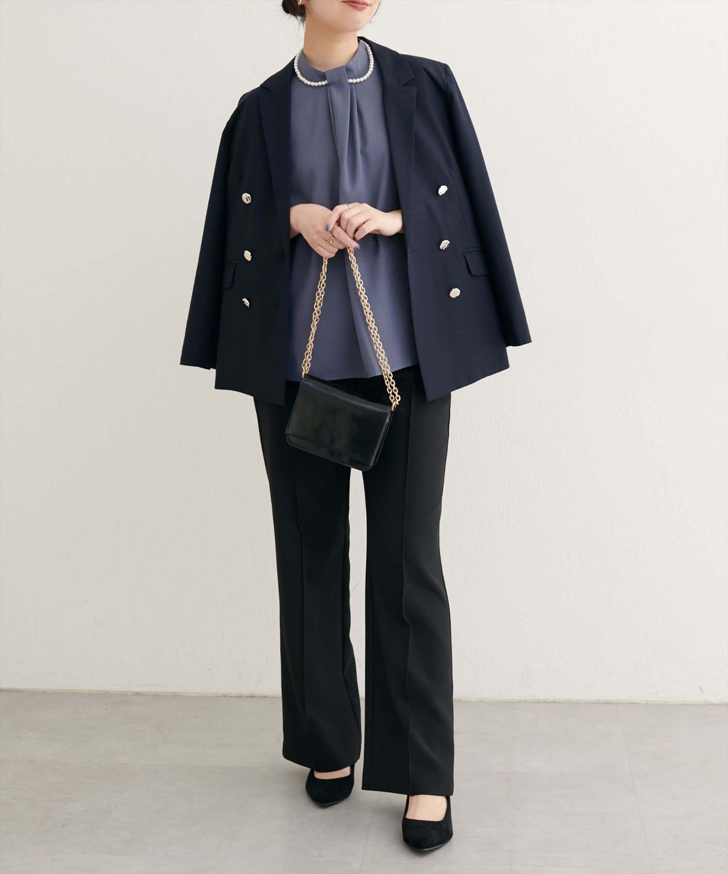 natural couture(ナチュラルクチュール) 【WEB限定】パールネックレス付きフロントタックブラウス