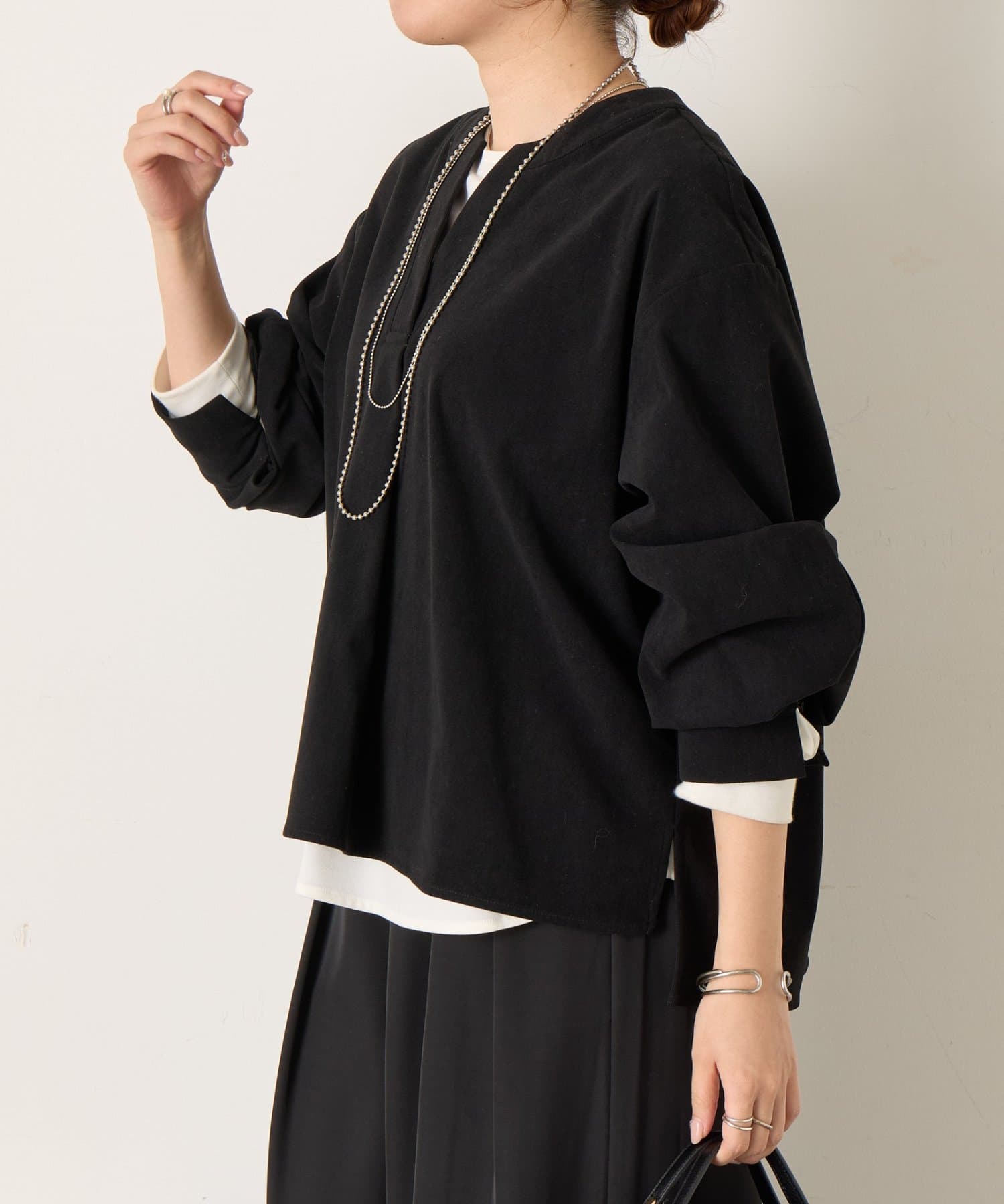 Jena　espace merveilleux(ジェナ　エスパスメルヴェイユ) ストレッチ起毛ネックブラウス