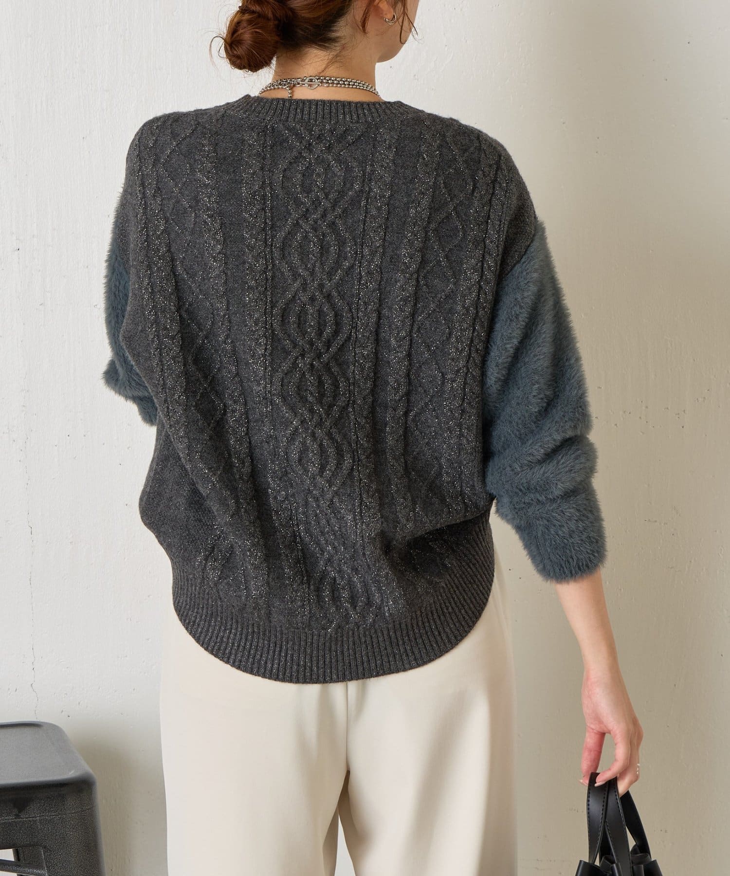 Jena　espace merveilleux(ジェナ　エスパスメルヴェイユ) ラメフェザーケーブルニット