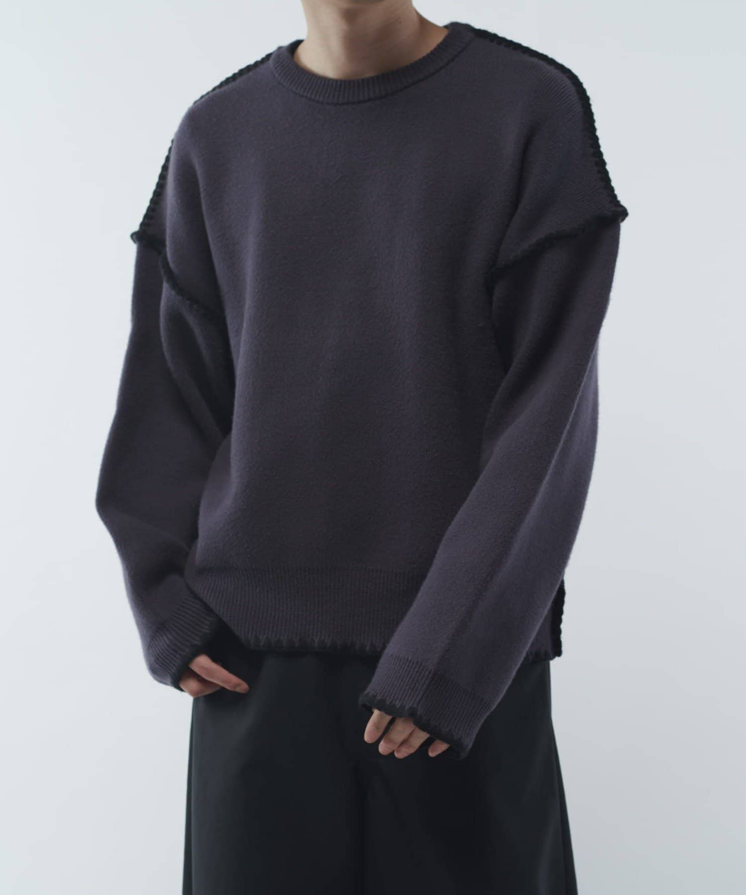 Lui's(ルイス) クラフトステッチクルーネックニット