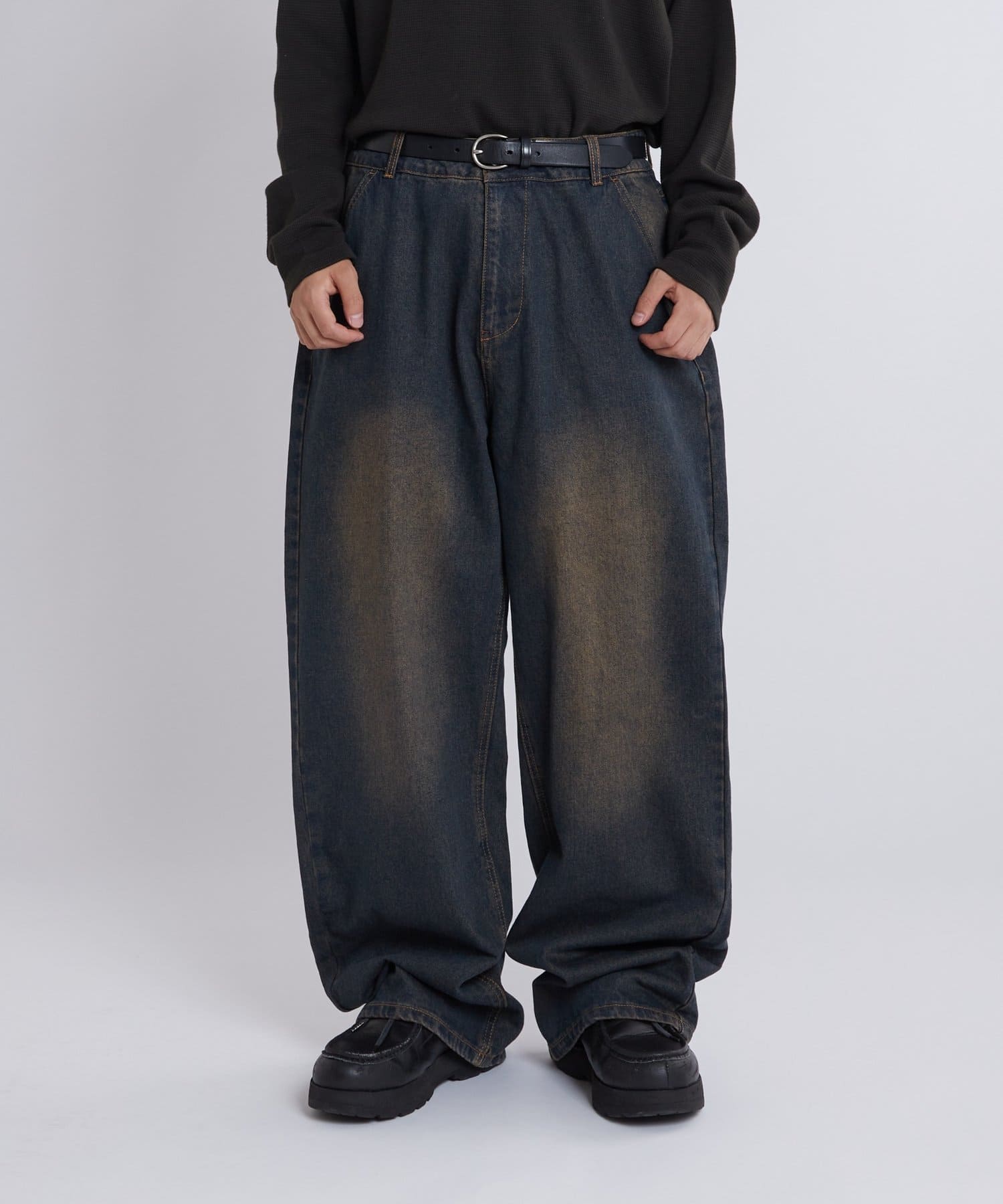 WHO’S WHO gallery(フーズフーギャラリー) 【KOOKY’N】ヴィンテージライクブラストバギーデニム