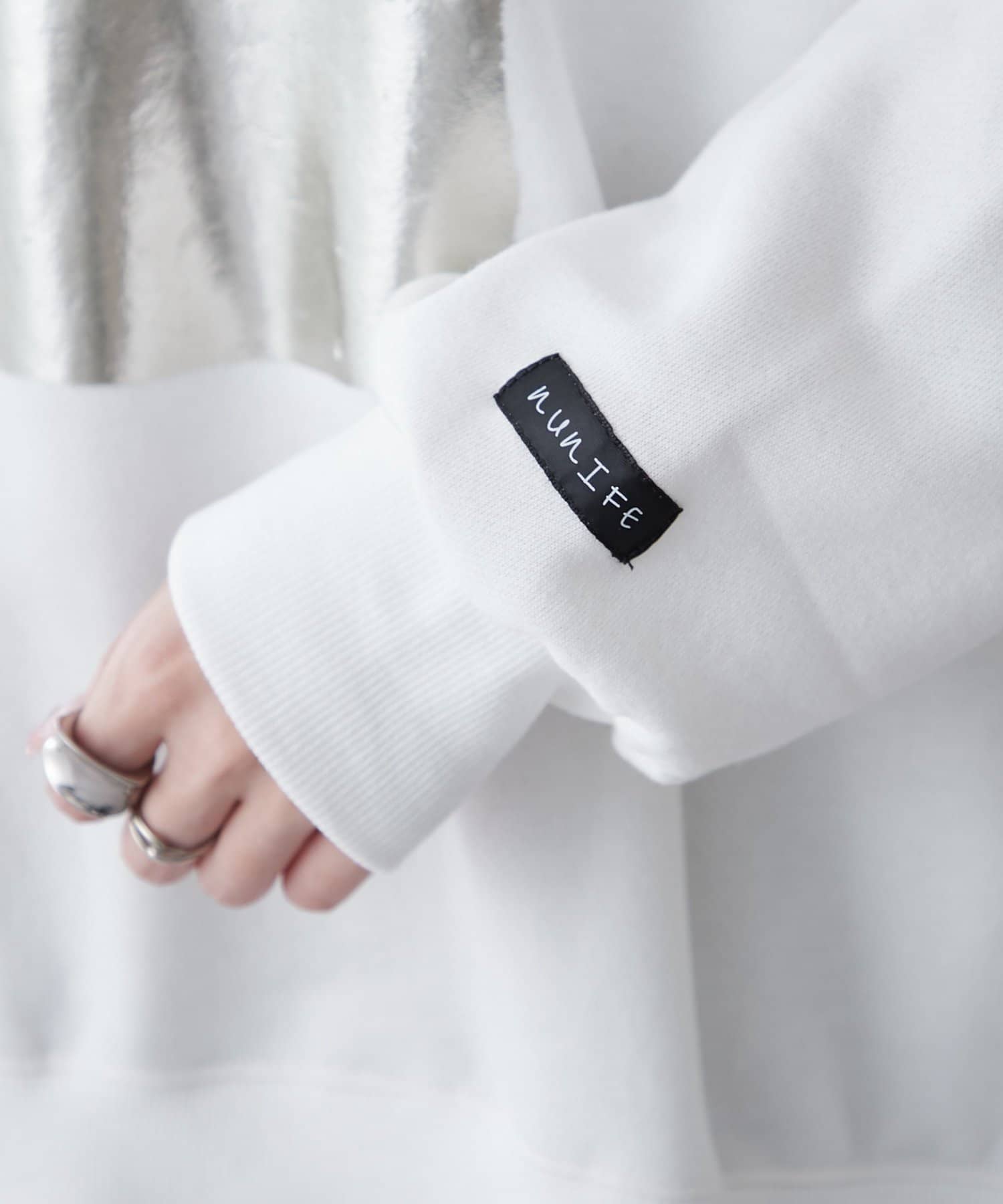 Remind me and forever(リマインドミーアンドフォーエバー) 【NUNIFE / ロングセラーアイテム】【新柄登場！】箔プリントプルオーバー