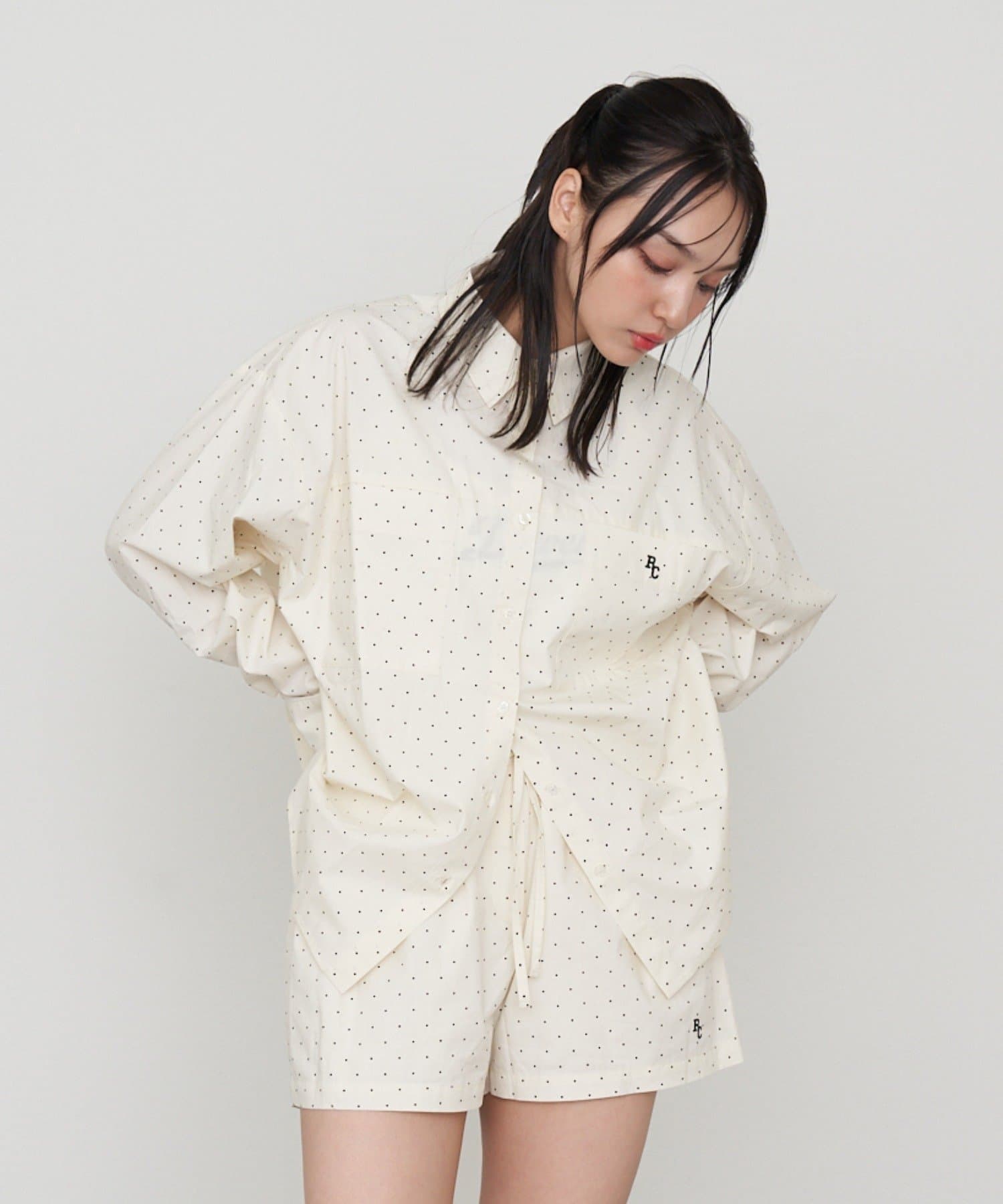 RAY CASSIN(レイカズン) 【セットアップ対応】胸刺繍ルーズシャツ