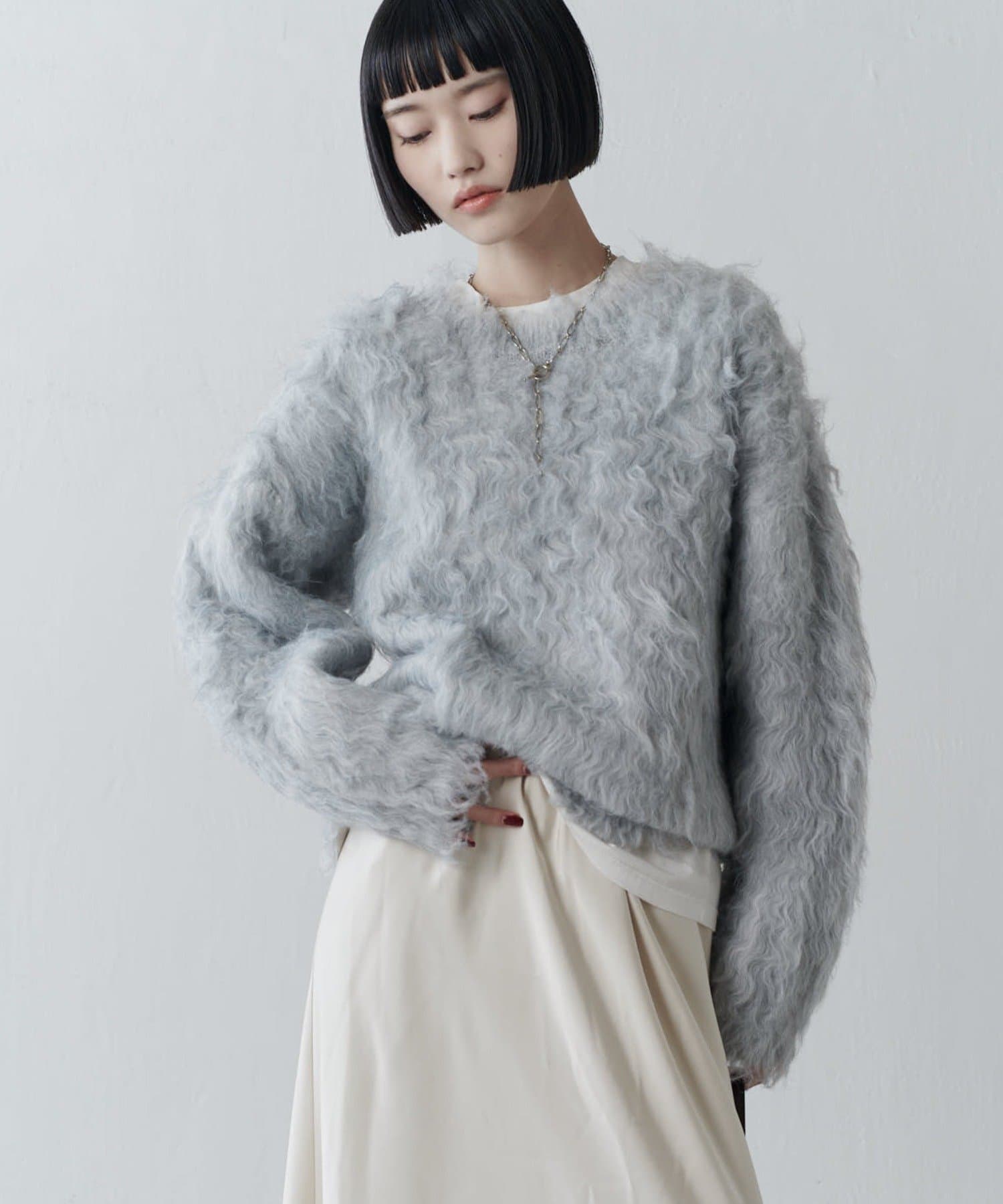 Lui's(ルイス) ボリュームロングシャギープルオーバー