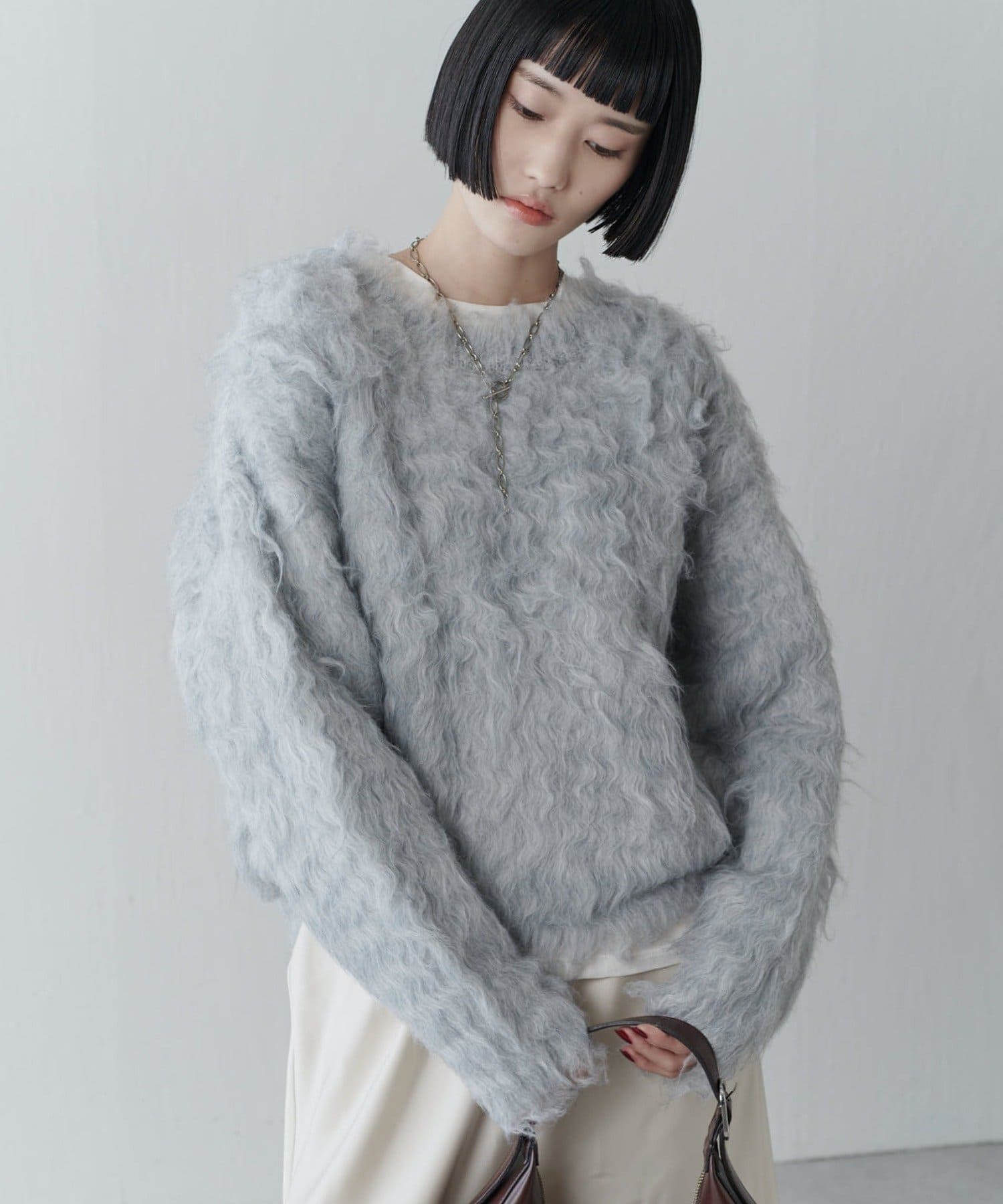 Lui's(ルイス) ボリュームロングシャギープルオーバー