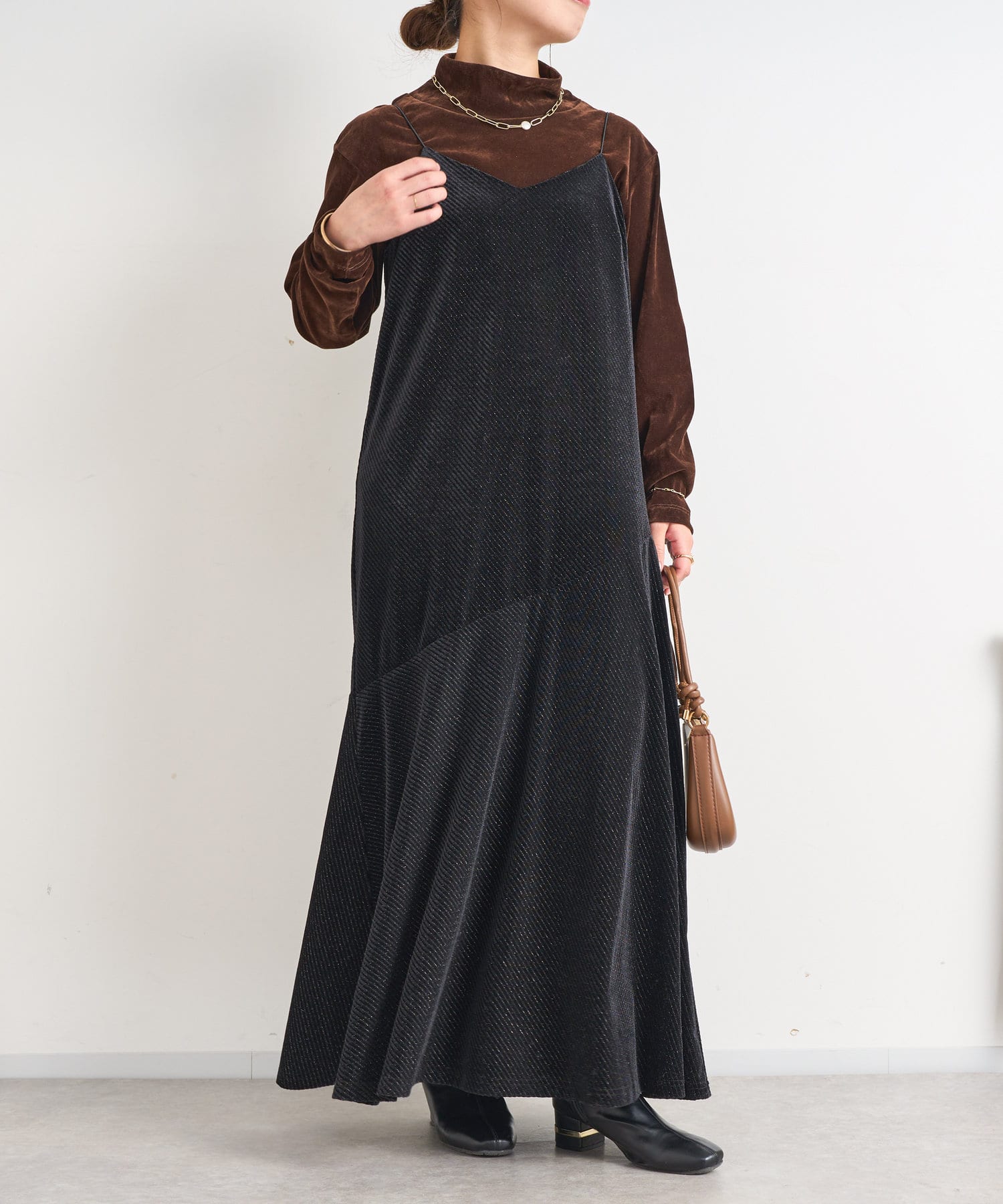 OUTLET(アウトレット) 【un dix cors】ラメ入りベロア切替キャミワンピース