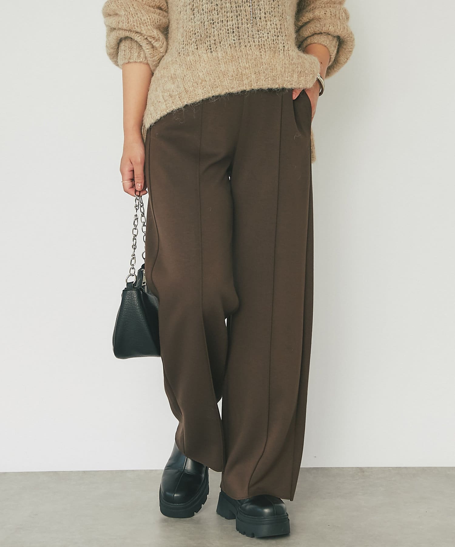 新品・タグ付き！ un dix cors ベルト付きワイドパンツ デイリーに活躍》タックワイドパンツ | un dix cors(アンディ