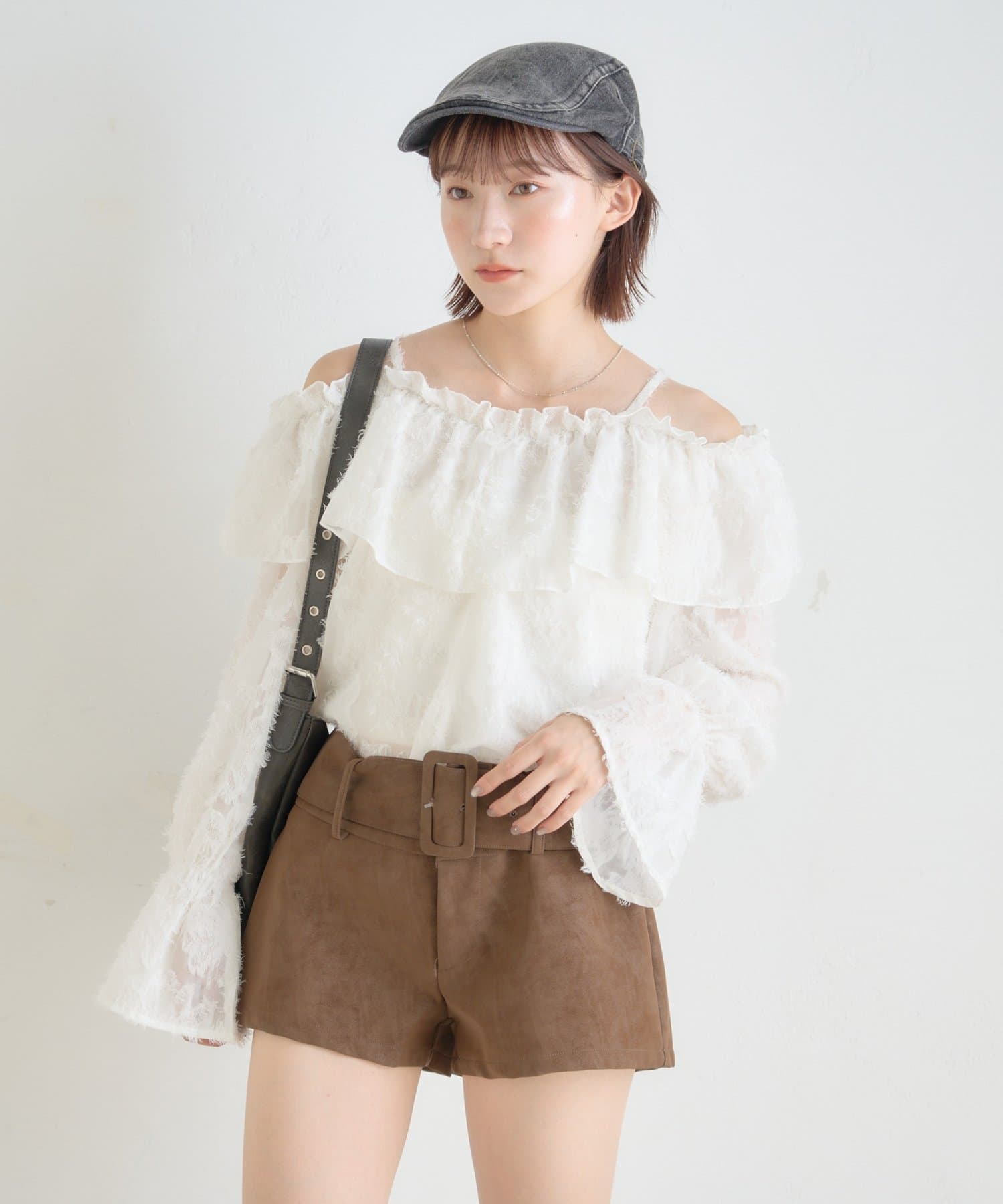 mline(エムライン) [mline]シャギーフリル オフショルブラウス