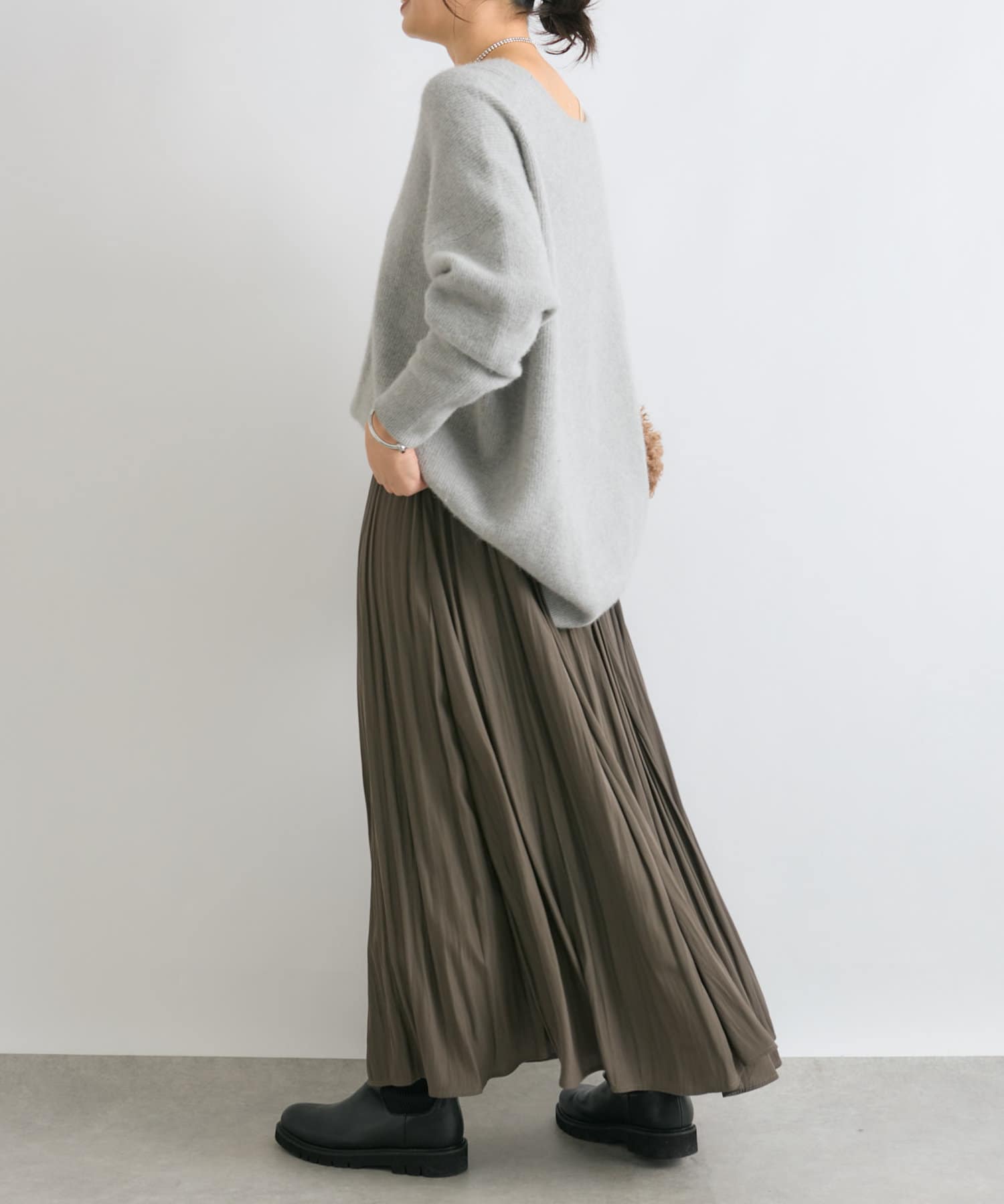 RIVE DROITE】ヘアリーウール片畦Vネックニット | OUTLET