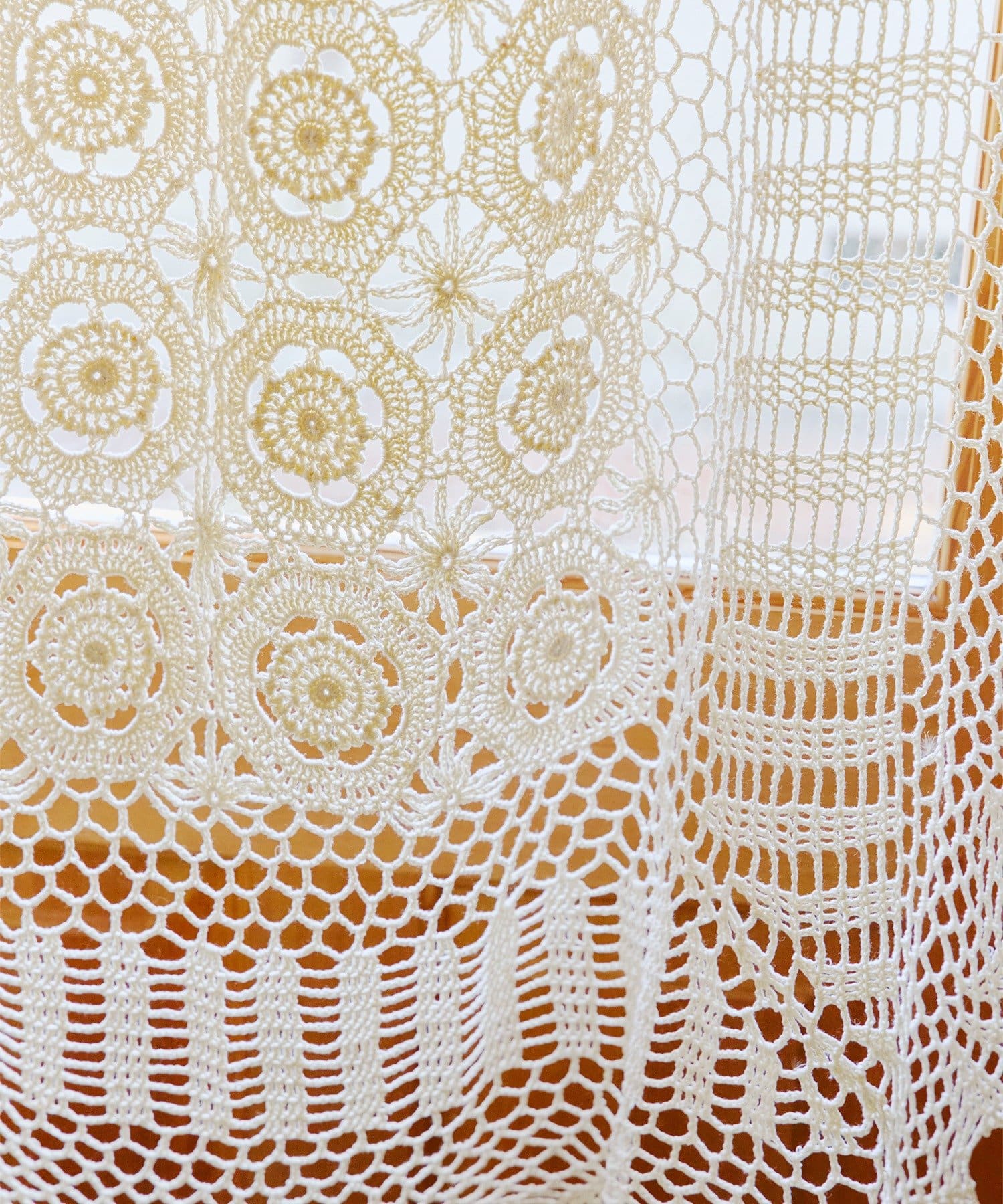 salut!(サリュ) クロッシェマルチクロス：100×130cm