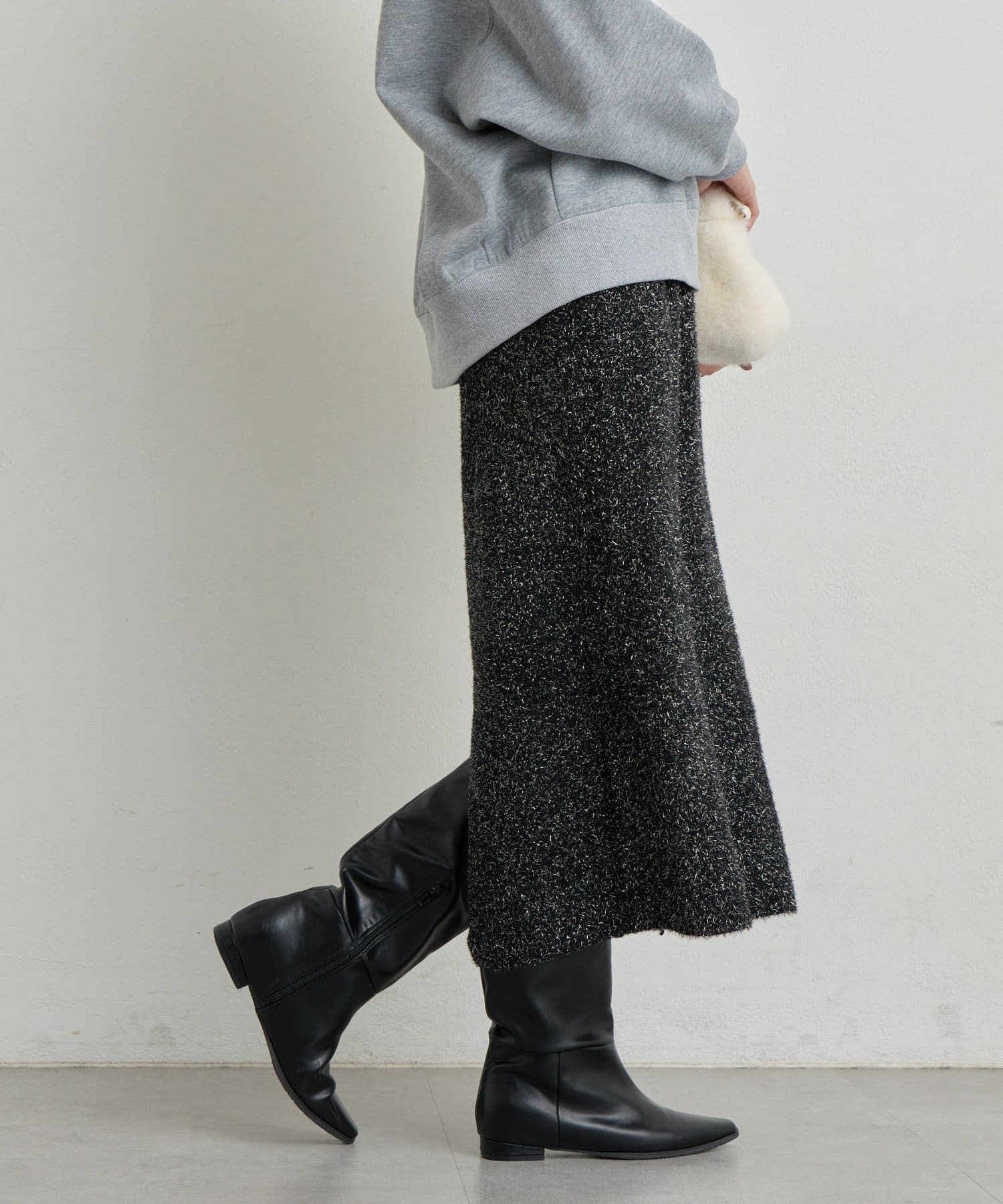 un dix cors(アンディコール) 《華やぎをプラス》フィルムラメニットタイトスカート