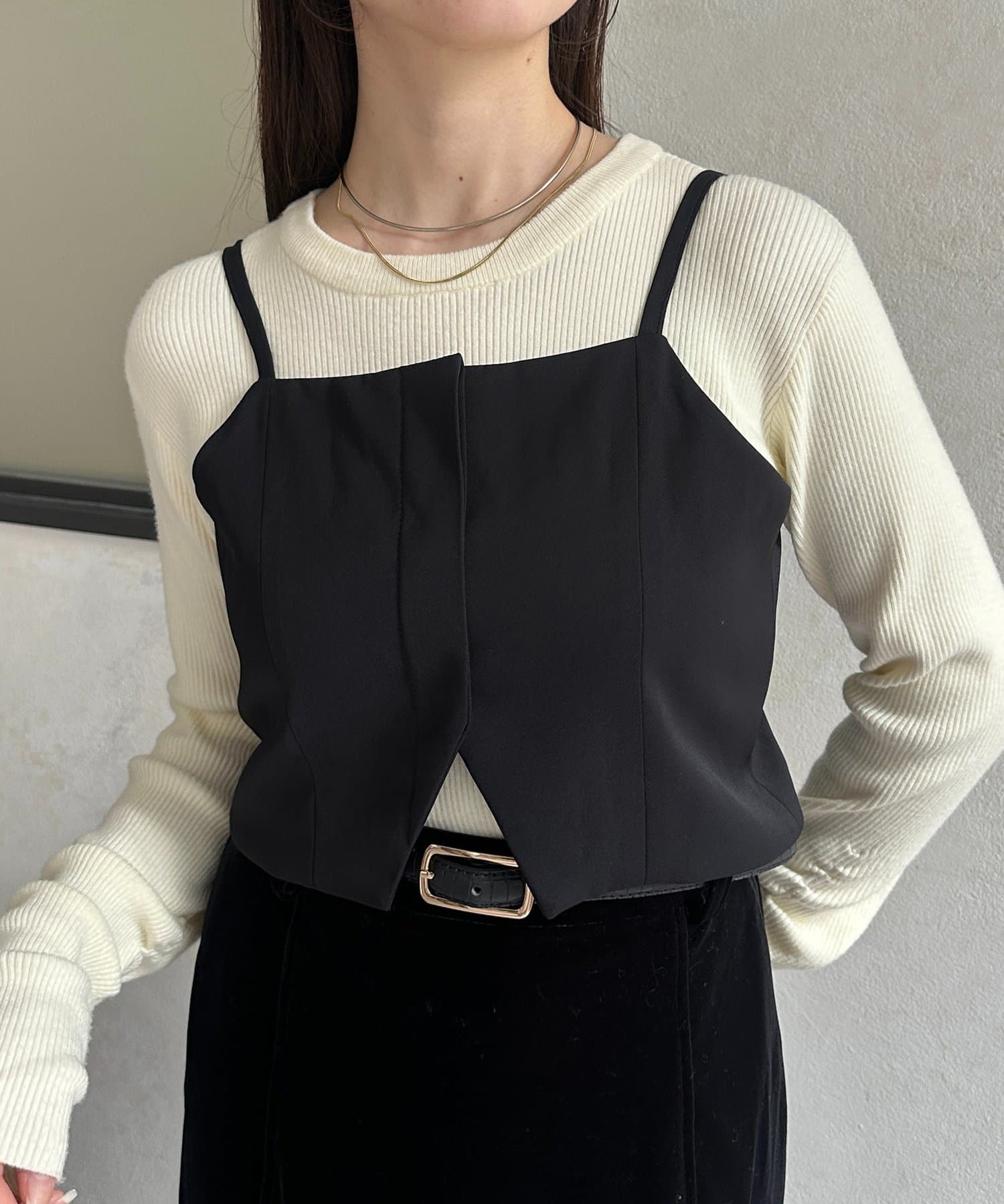 Thevon.(ゼヴォン) 裾スリットショートビスチェ