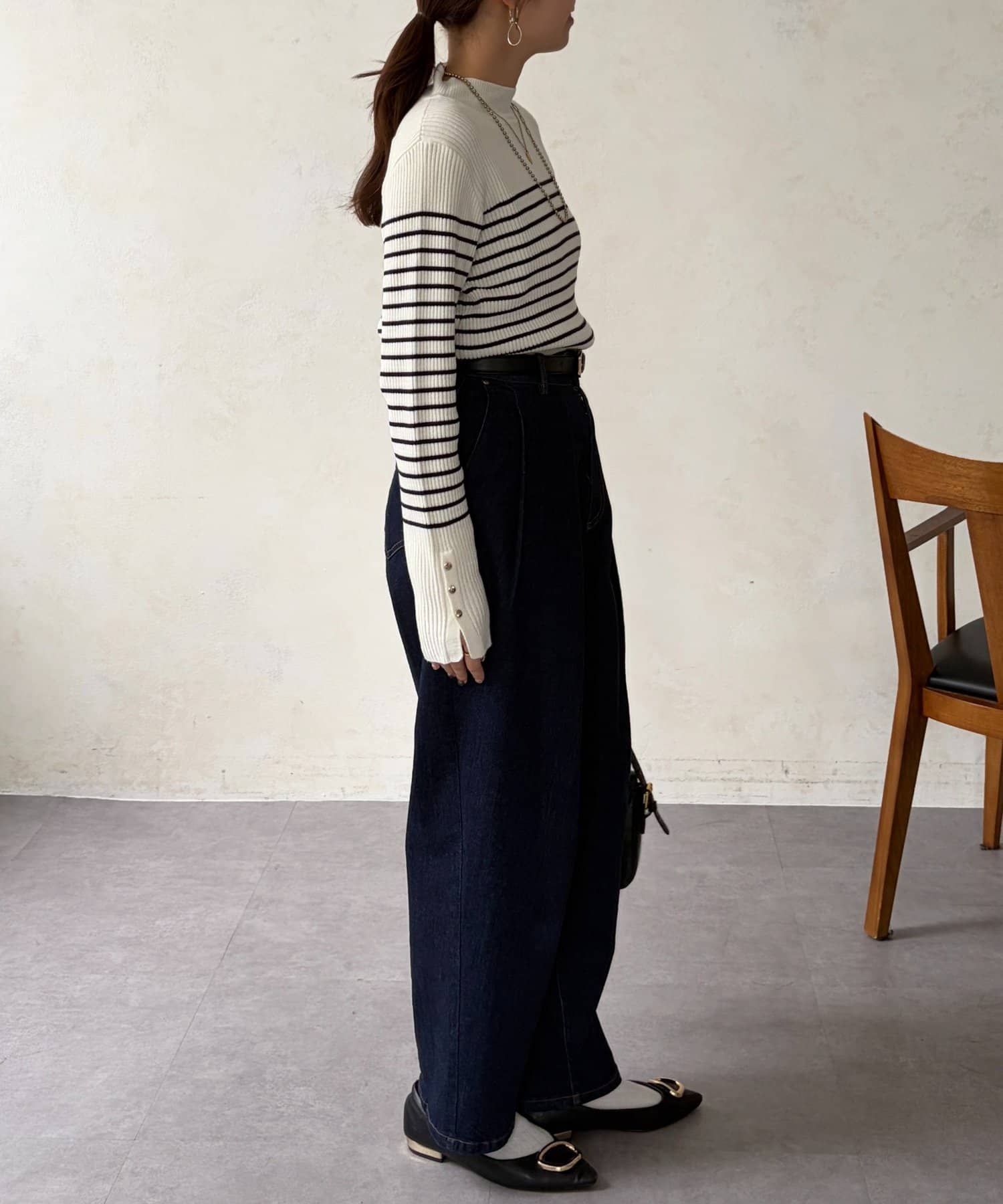 Chez toi(シェトワ) 袖口ボタンハイネックプルオーバー