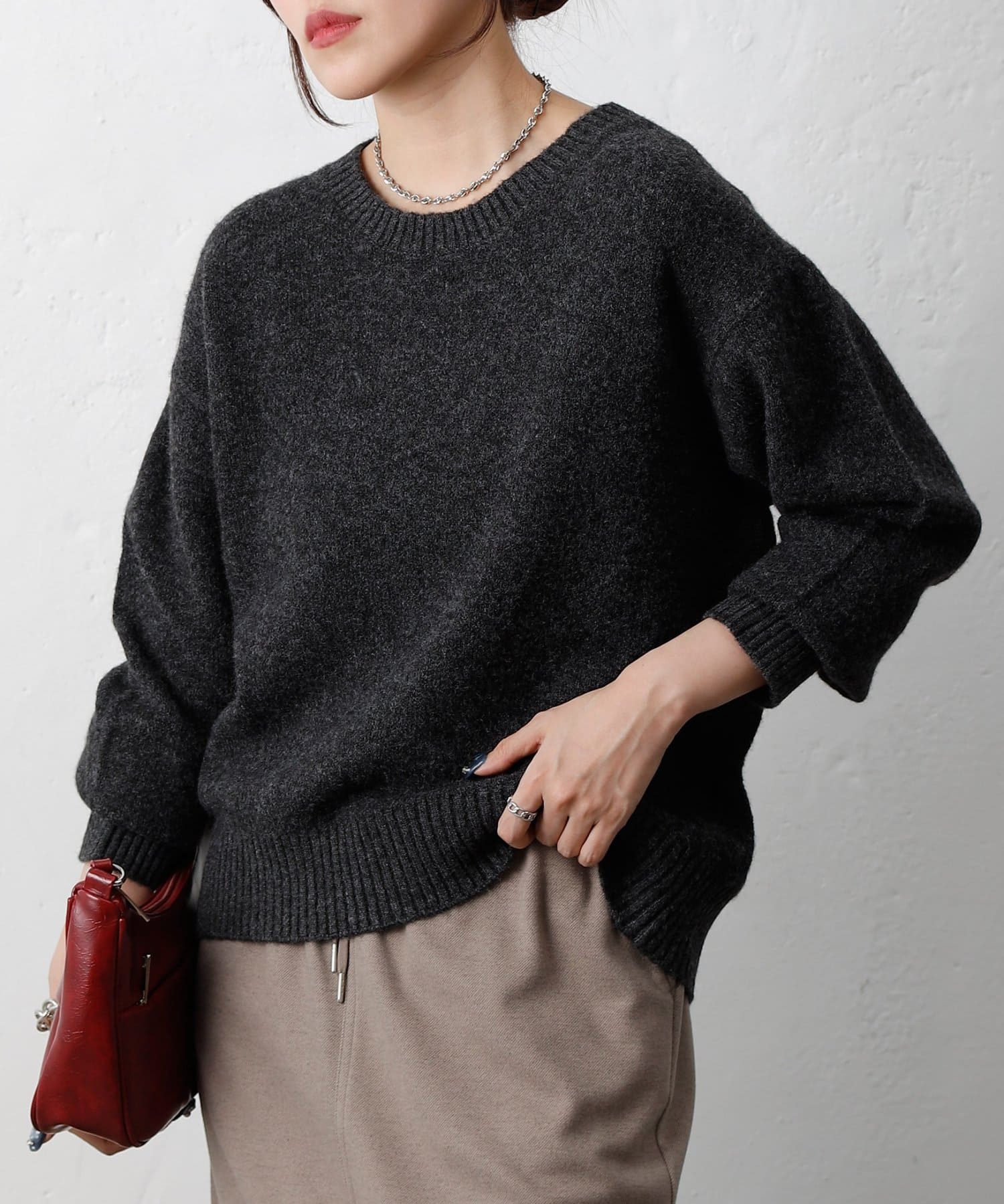 COLONY 2139(コロニー トゥーワンスリーナイン) モチモチクルーネックニットプルオーバー