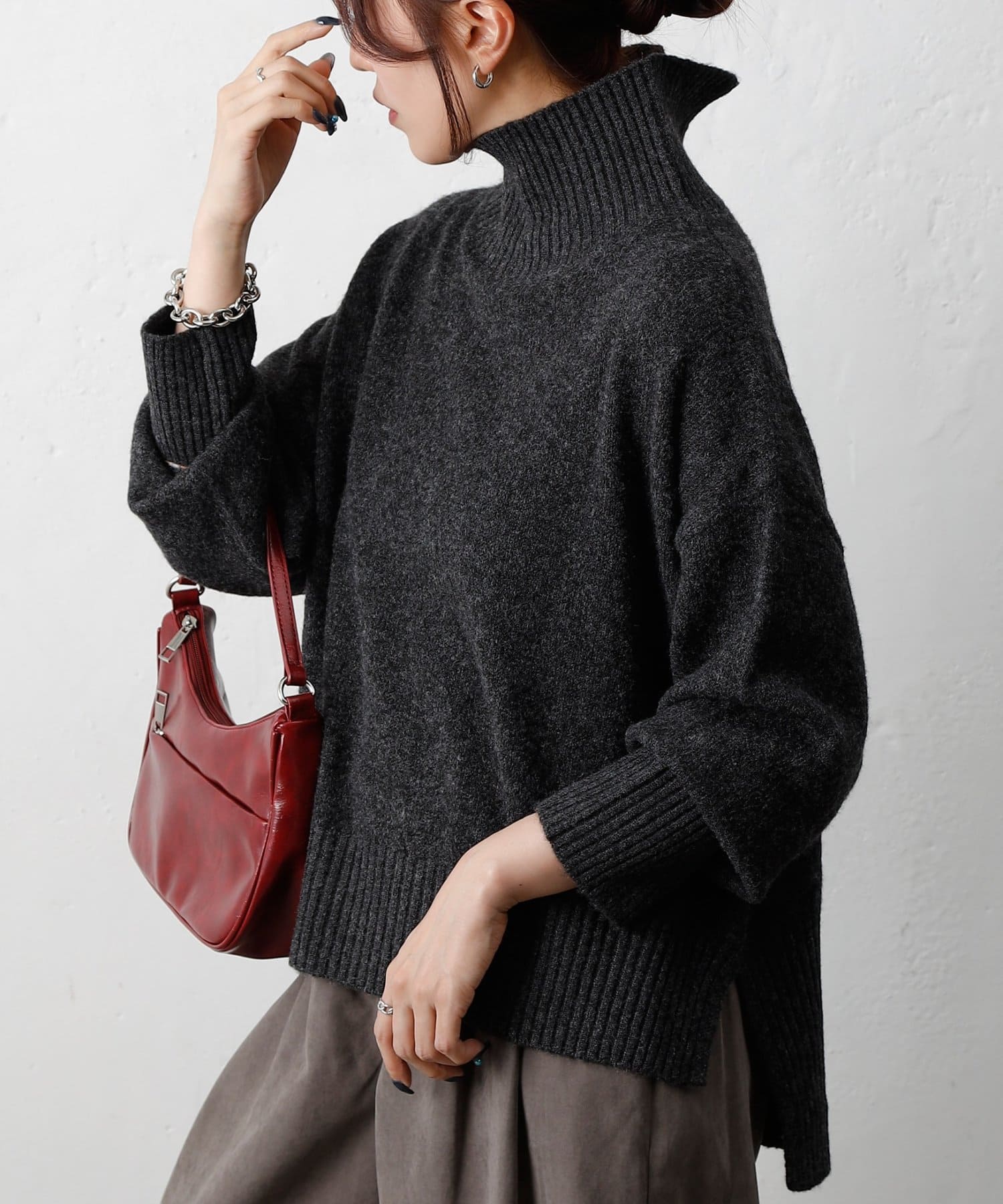 COLONY 2139(コロニー トゥーワンスリーナイン) モチモチうずもれタートルニット