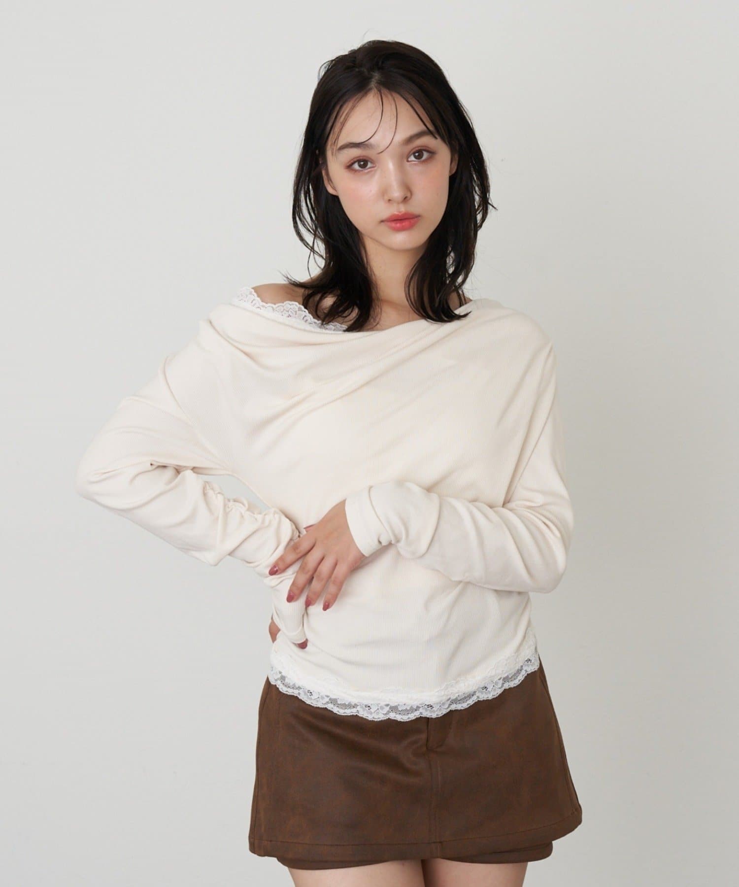 RAY CASSIN(レイカズン) ワンショルレースロンTシャツ