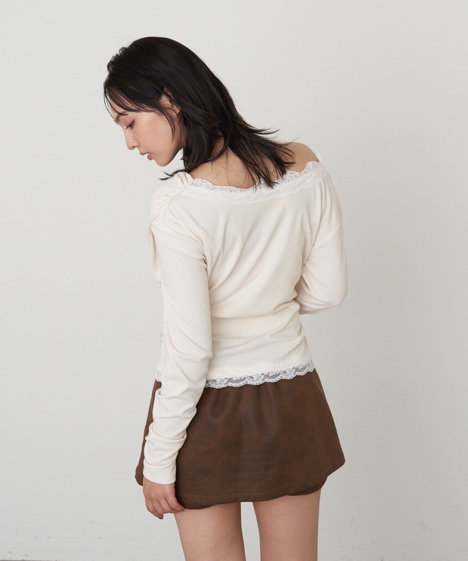 RAY CASSIN(レイカズン) ワンショルレースロンTシャツ
