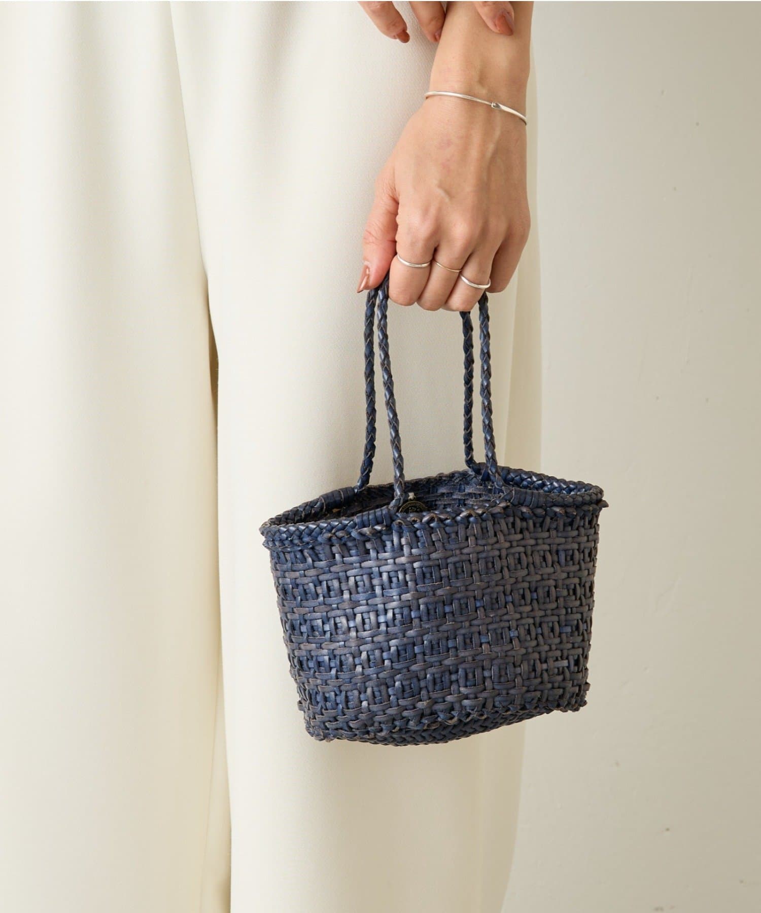 BEARDSLEY(ビアズリー) 《dragon》レザーミニバッグ