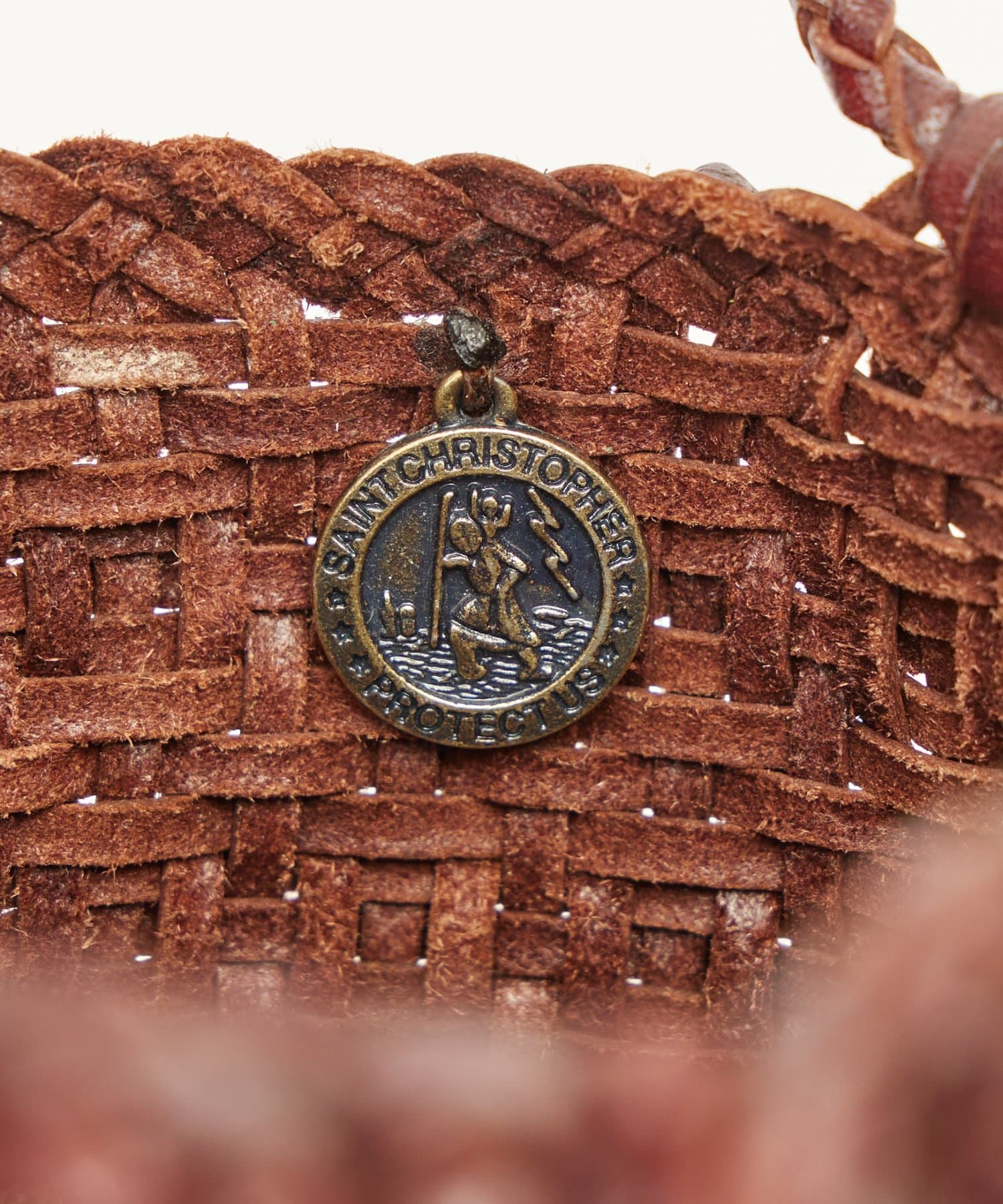 BEARDSLEY(ビアズリー) 《dragon》レザーミニバッグ