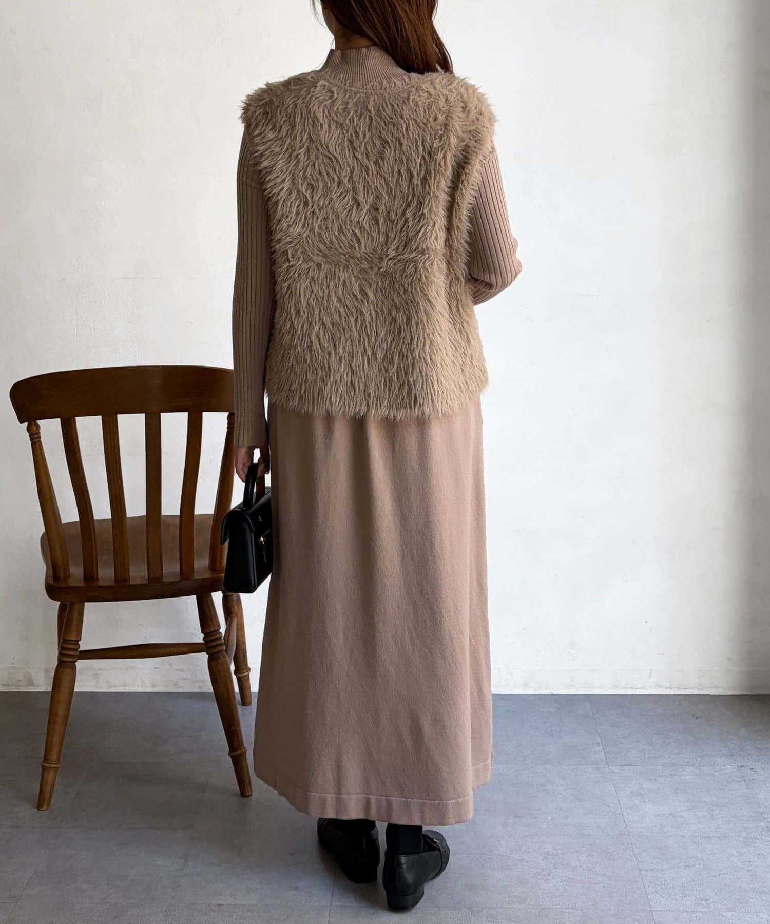 Chez toi(シェトワ) シャギーベスト×ニットワンピース