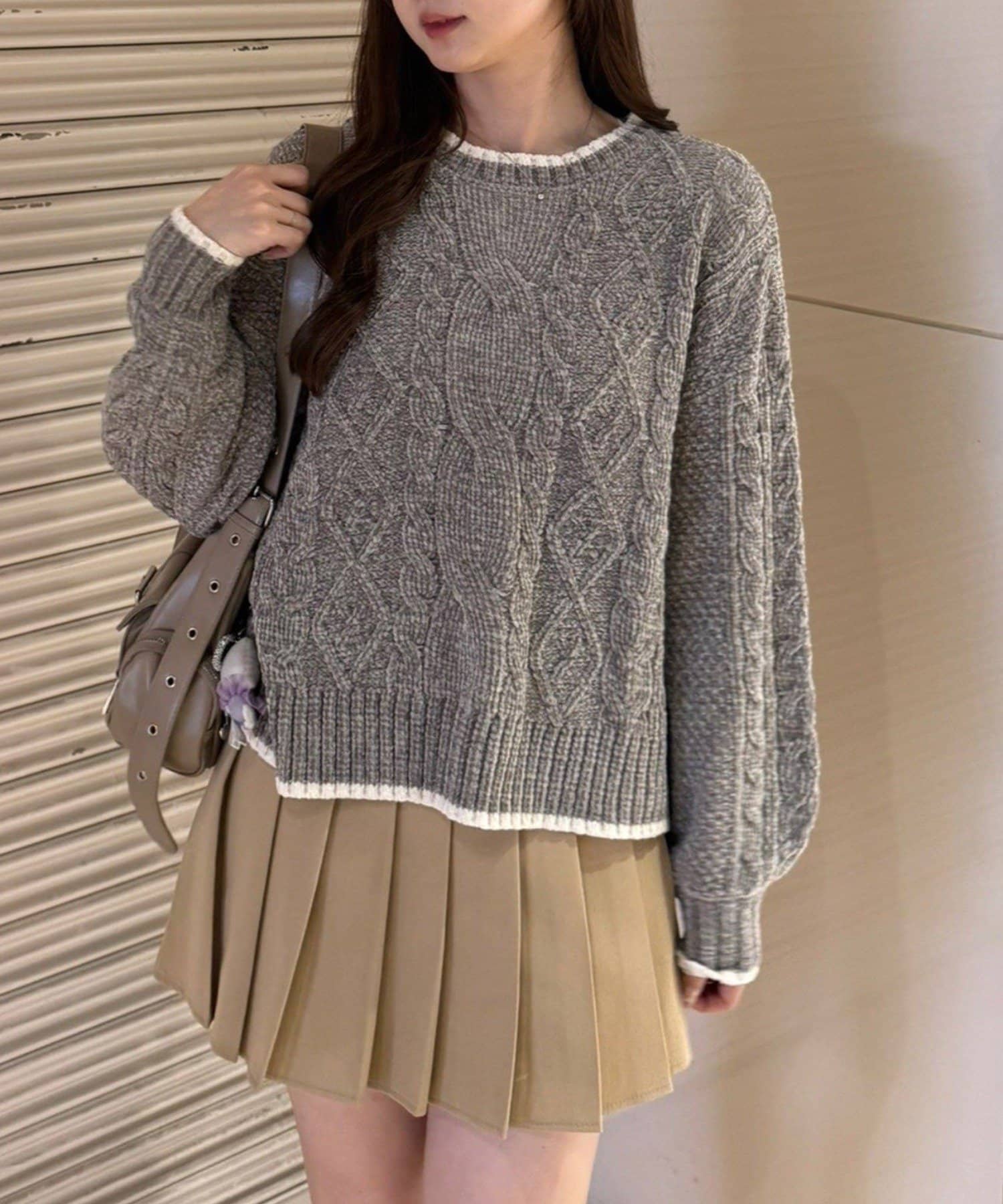 NICE CLAUP / OLIVE des OLIVE OUTLET(ナイスクラップ  / オリーブ デ オリーブ アウトレット) 【RMAF】バックリボンベロアモールケーブルニット
