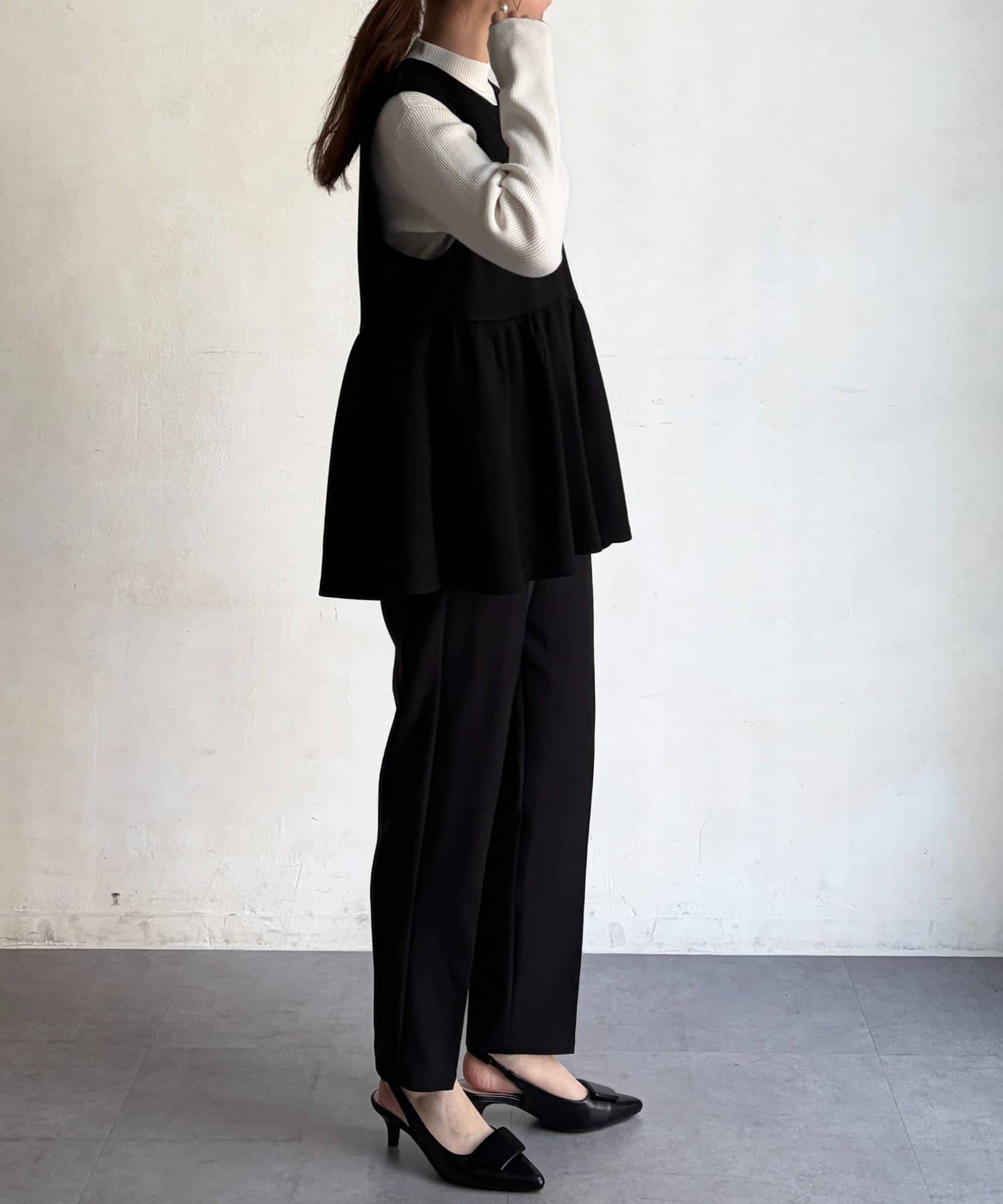 Chez toi(シェトワ) 【セレモニー対応可】フロッキードットテーパードパンツ