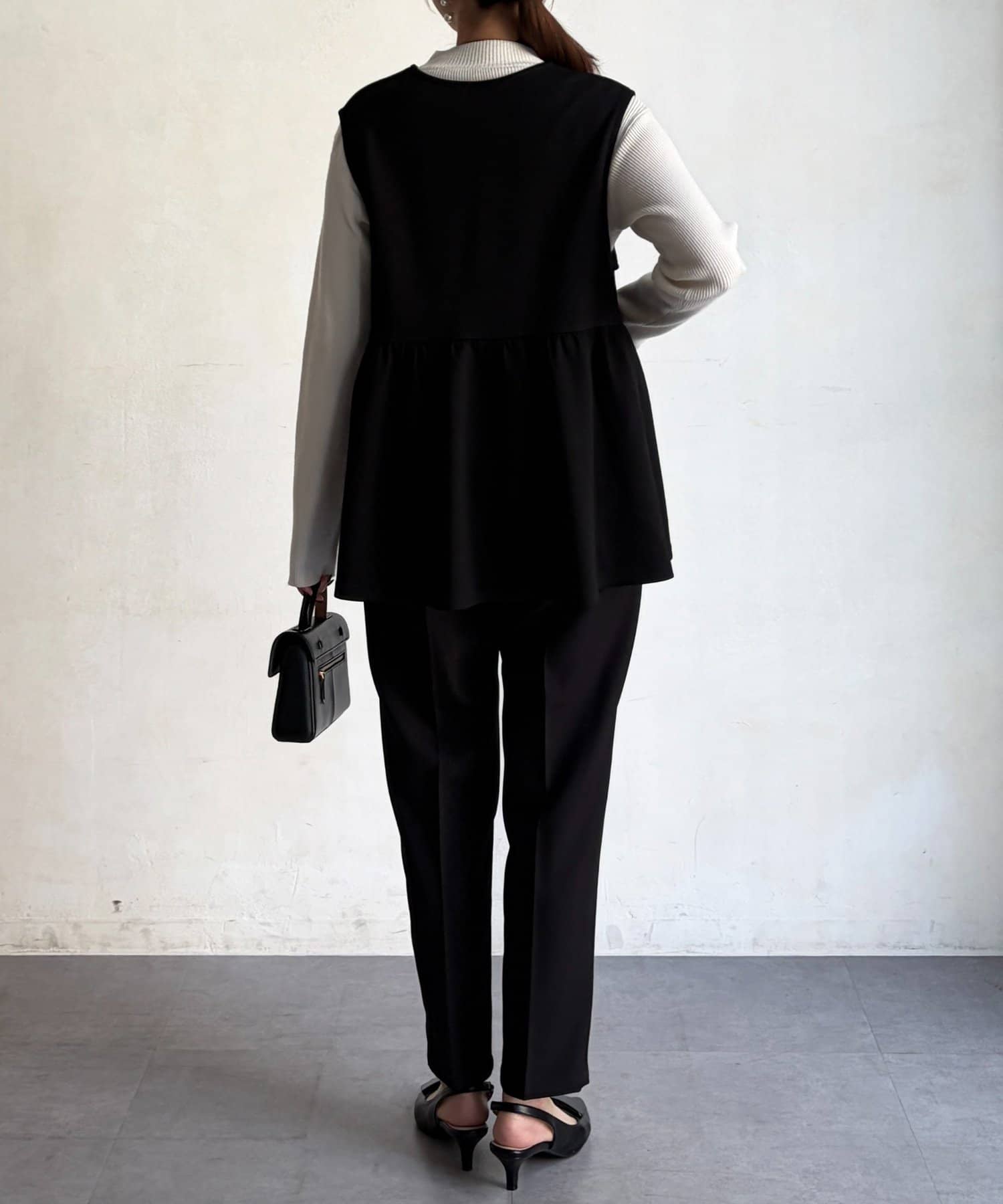 Chez toi(シェトワ) 【セレモニー対応可】フロッキードットテーパードパンツ