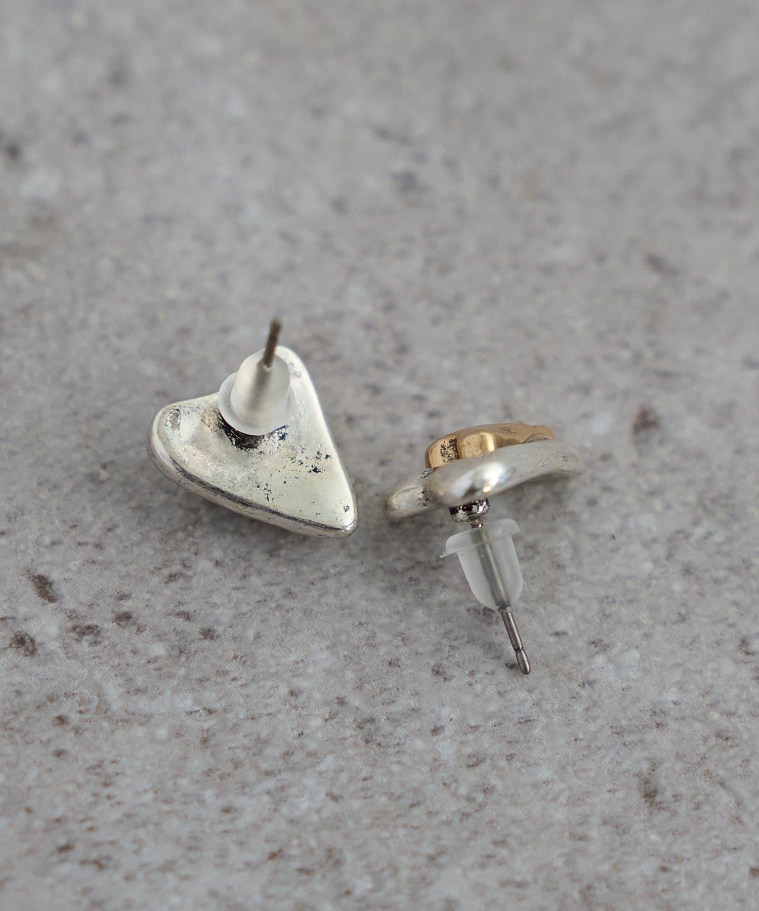 DISCOAT(ディスコート) 【GOLDY】ヴィンテージライクハートピアス