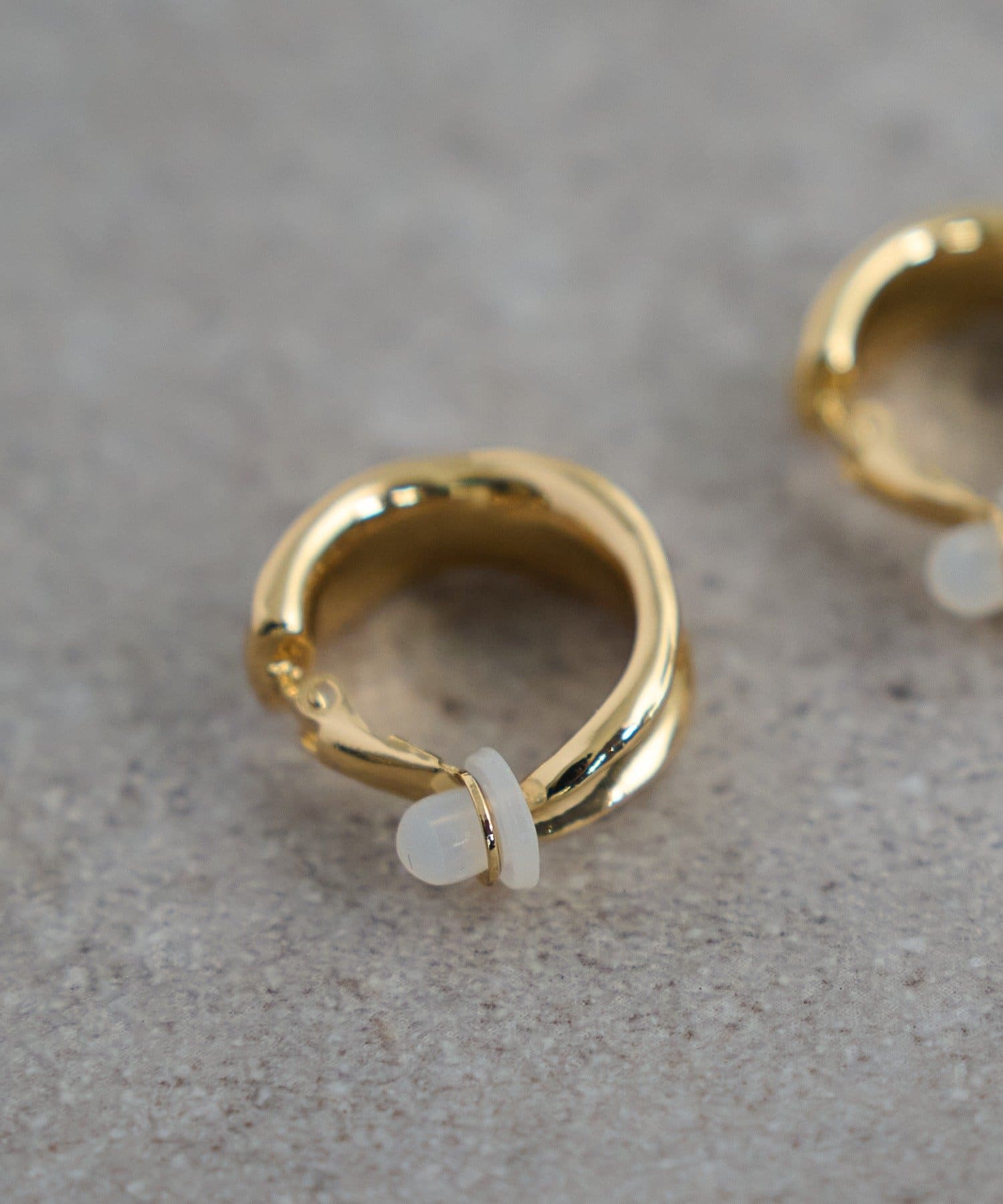 DISCOAT(ディスコート) 【GOLDY】デントフープイヤリング