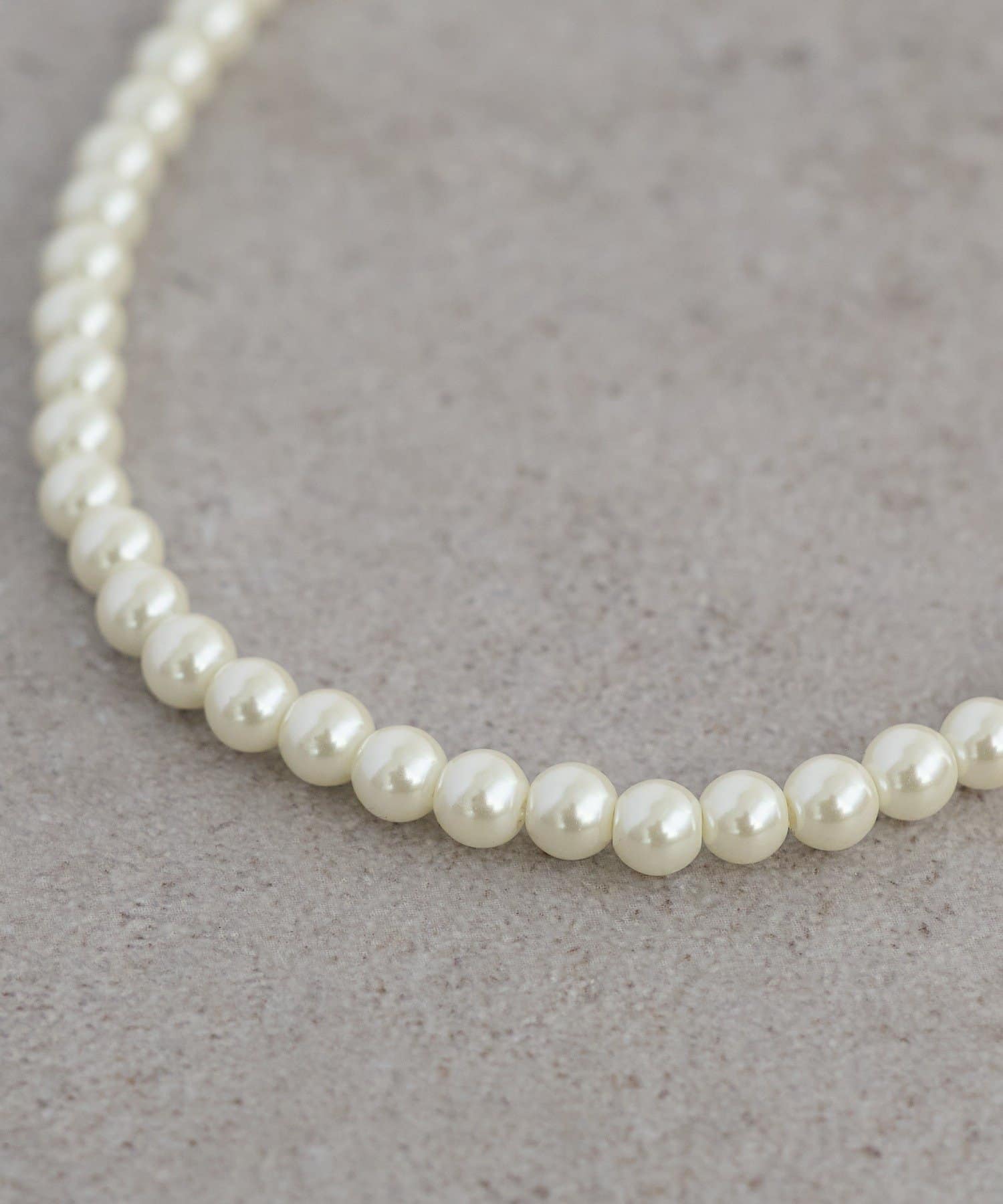 DISCOAT(ディスコート) 【GOLDY】バックシャギーリボンパールネックレス