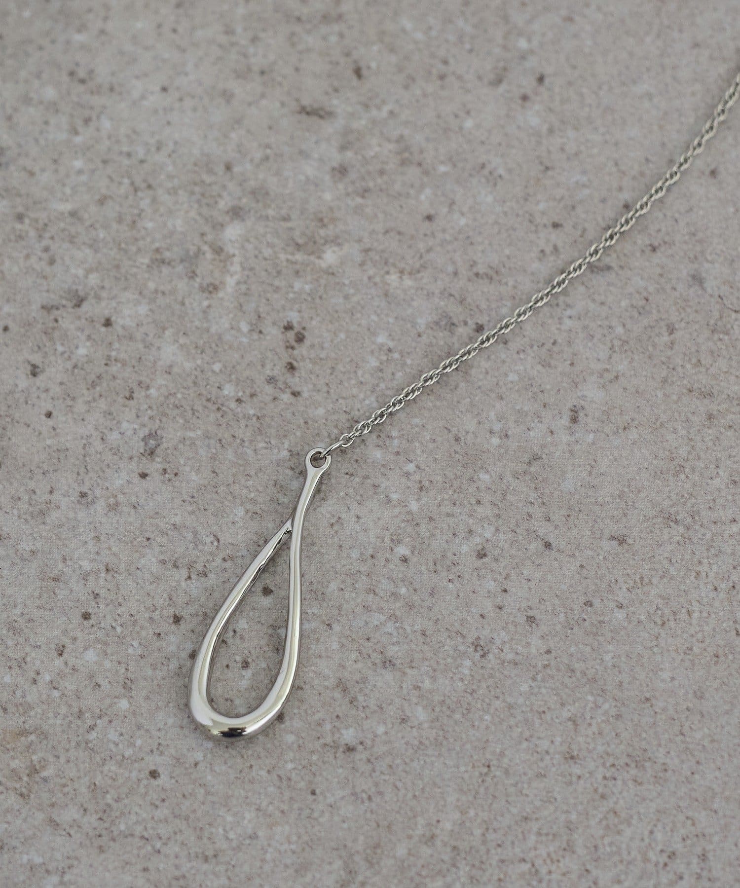 DISCOAT(ディスコート) 【GOLDY】Y字フックドロップロングネックレス