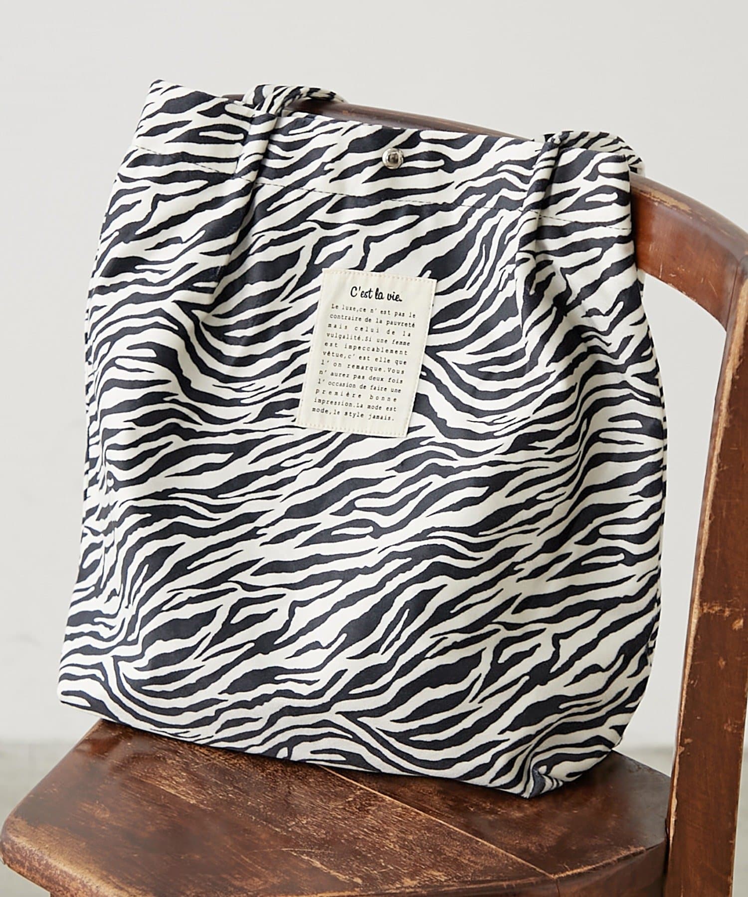 NICE CLAUP / OLIVE des OLIVE OUTLET(ナイスクラップ  / オリーブ デ オリーブ アウトレット) 【RMAF】フェイクスエードハンドルタックトート