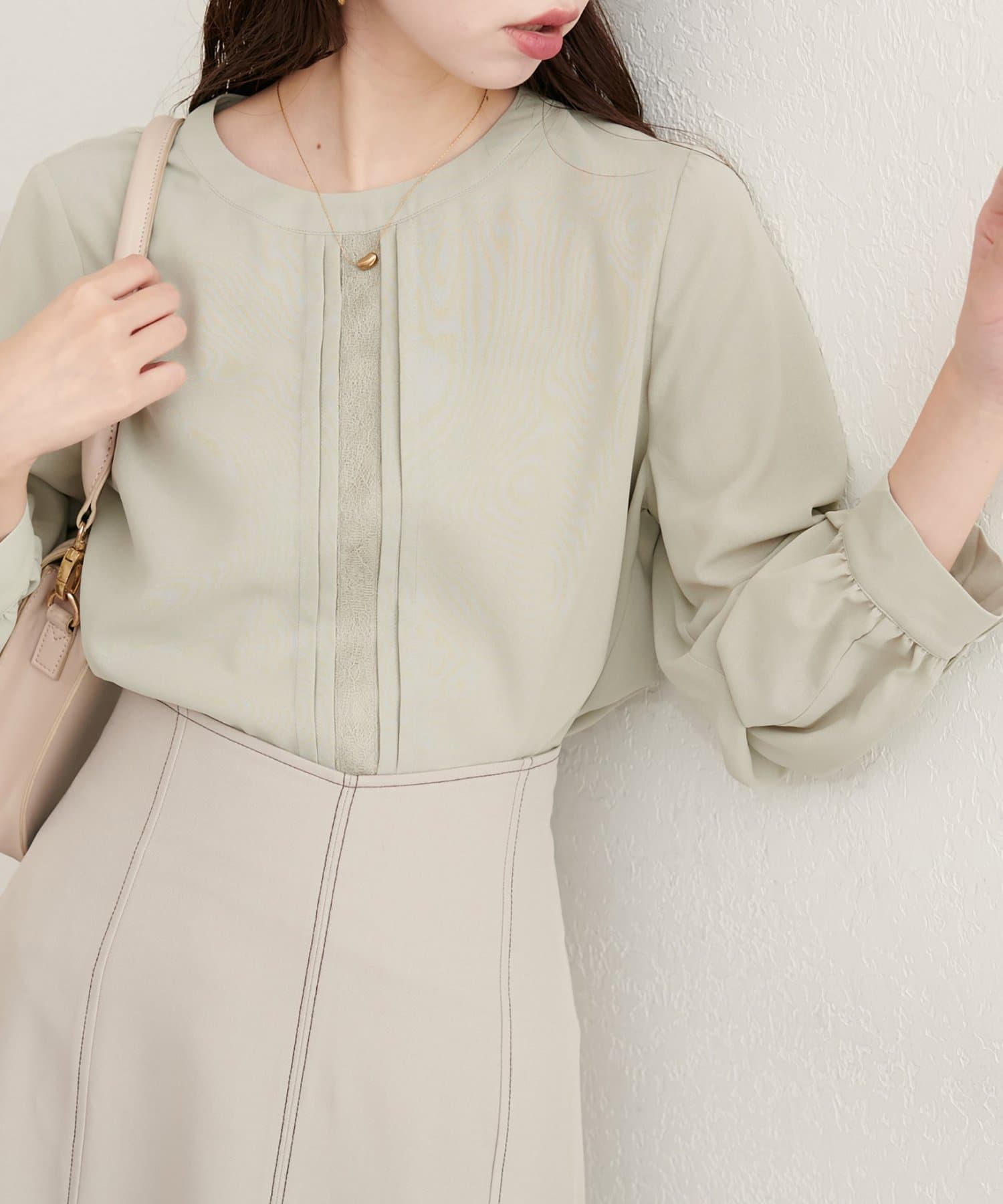 natural couture(ナチュラルクチュール) 【WEB限定】レースフロントピンタックブラウス