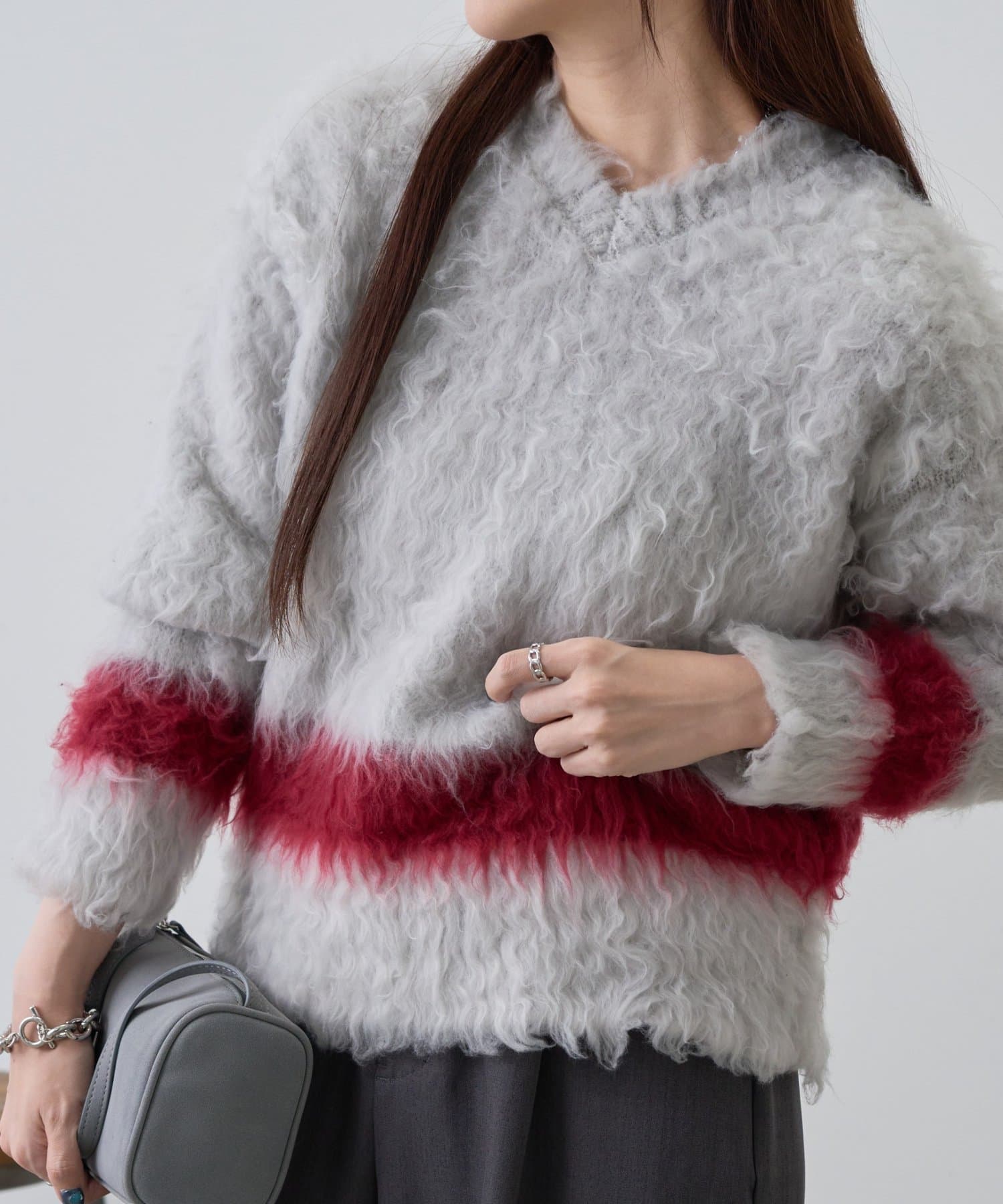 COLONY 2139(コロニー トゥーワンスリーナイン) 前後2WAY配色シャギープルオーバー