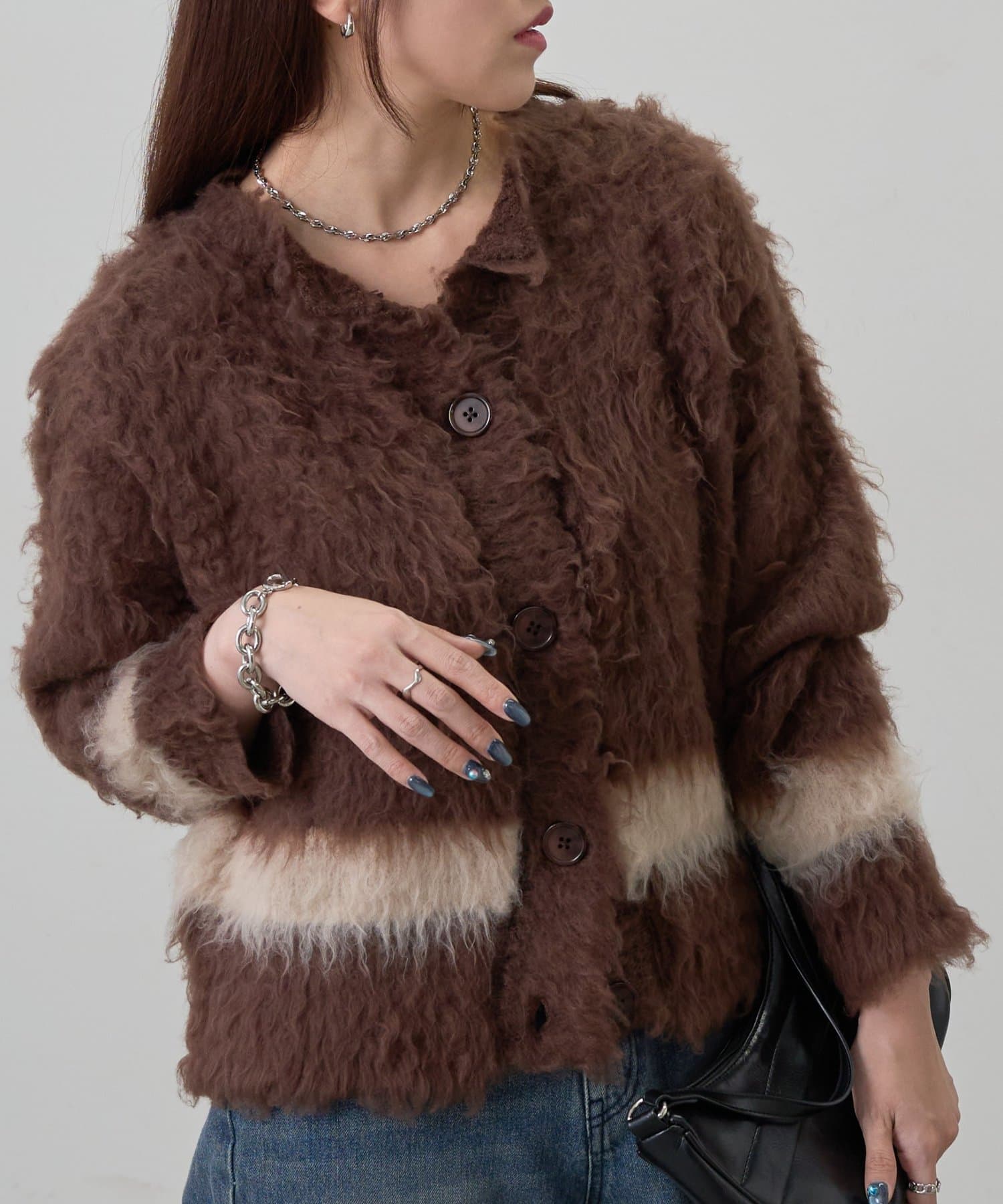 COLONY 2139(コロニー トゥーワンスリーナイン) 配色シャギークルーネックカーディガン