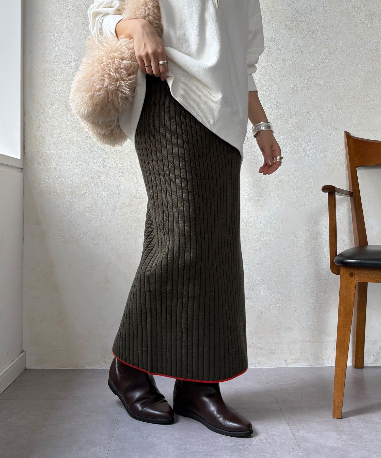 DOUDOU(ドゥドゥ) 【WEB限定】カラーヘムリブニットタイトスカート