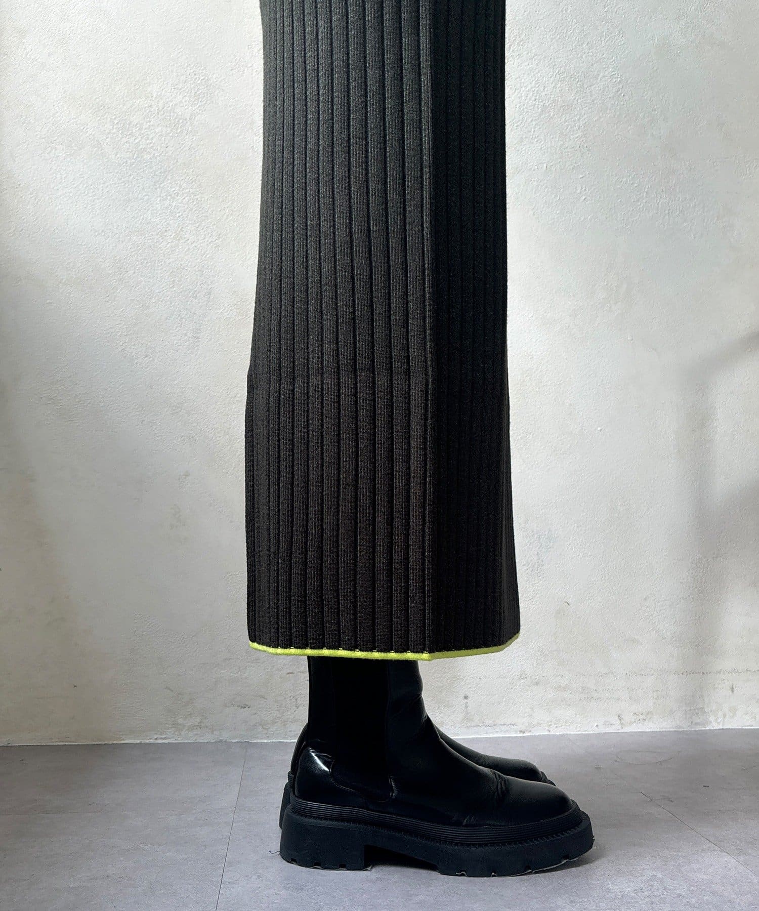 DOUDOU(ドゥドゥ) 【WEB限定】カラーヘムリブニットタイトスカート