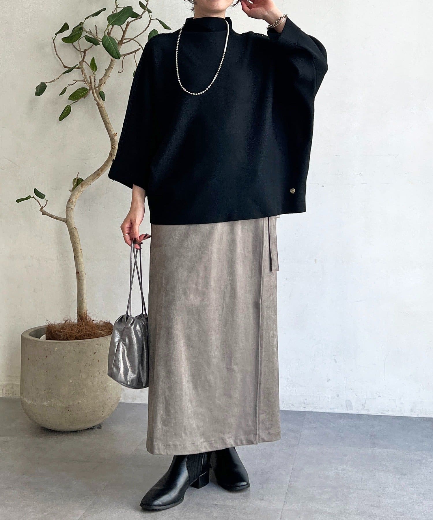 Croisiere(クロジエール) ショルダースタッズニットプルオーバー