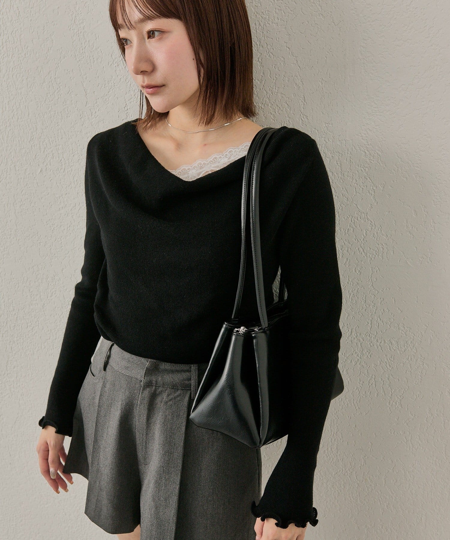 mline(エムライン) [mline]【新色BLK登場！】レースレイヤード オフショルニット