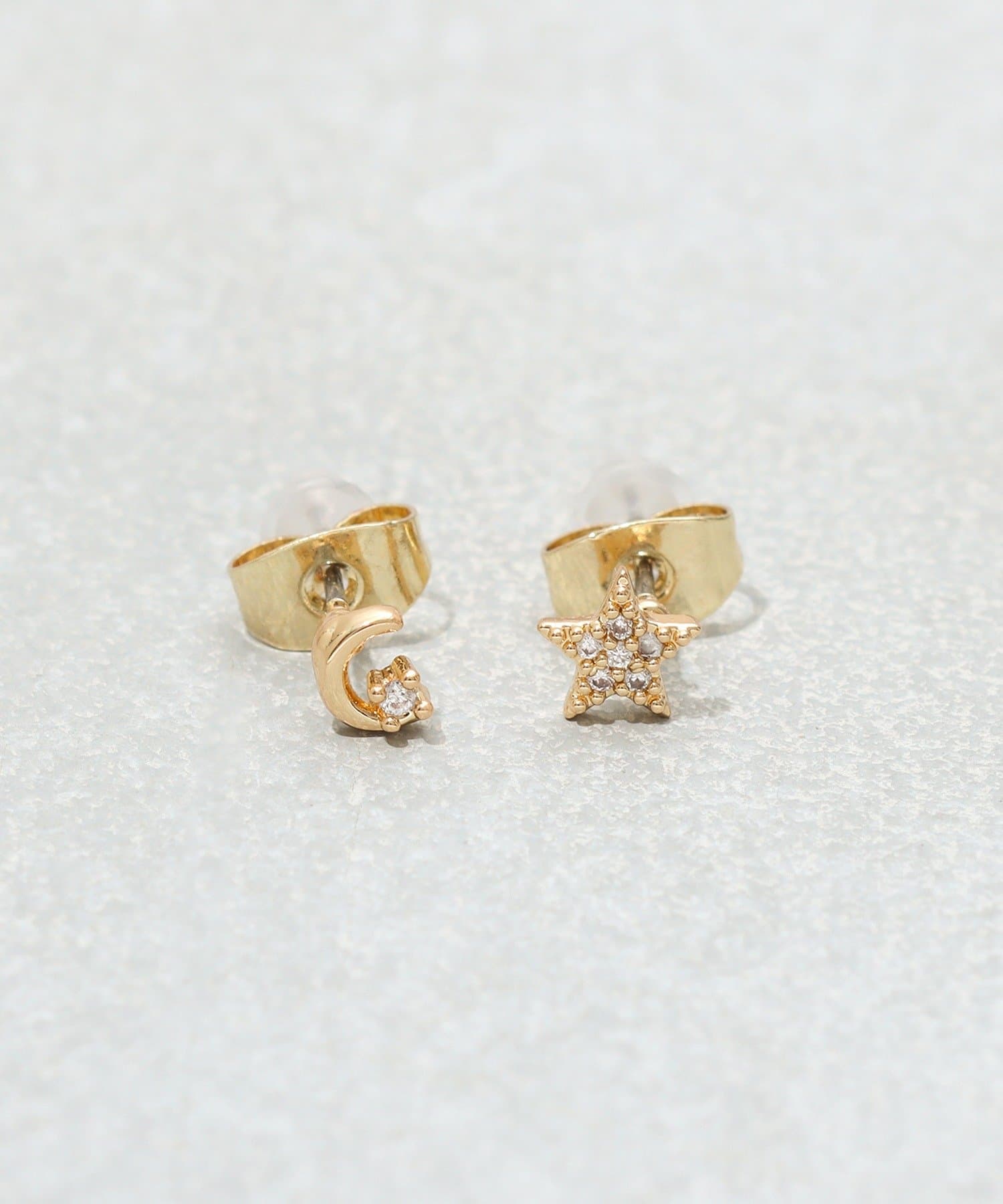 3COINS(スリーコインズ) ムーンスターピアス